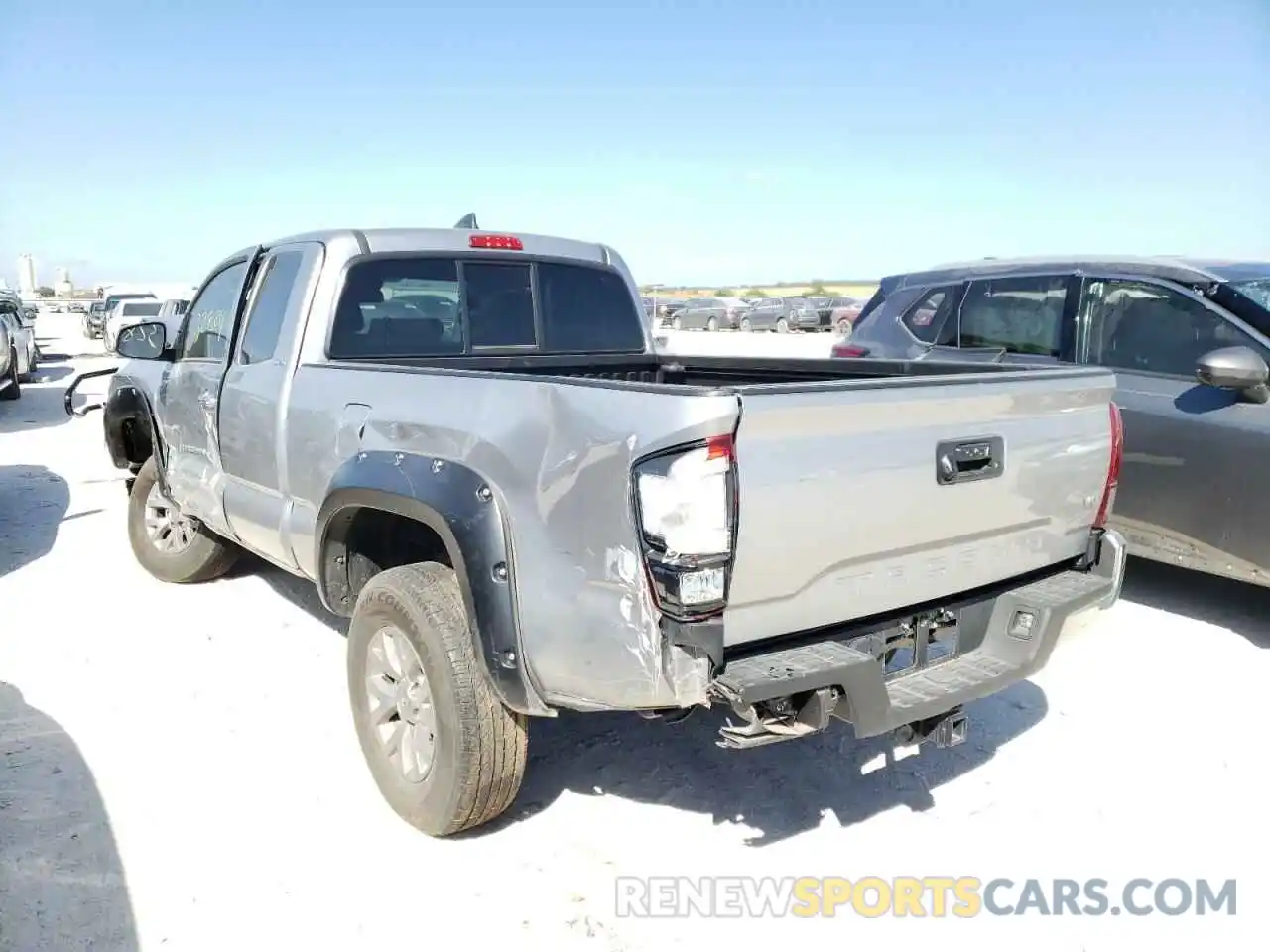 3 Photograph of a damaged car 5TFRZ5CN9KX086288 TOYOTA TACOMA 2019