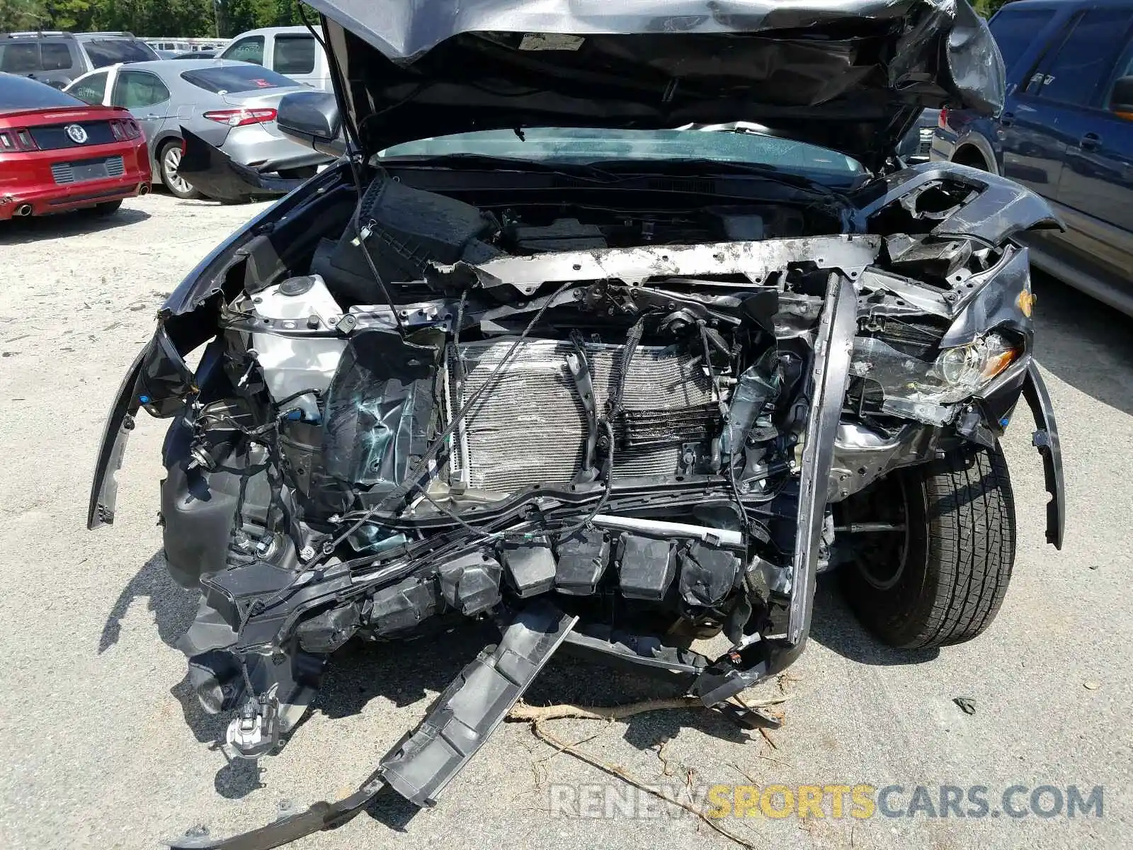 7 Photograph of a damaged car 5TFRZ5CNXKX073601 TOYOTA TACOMA 2019