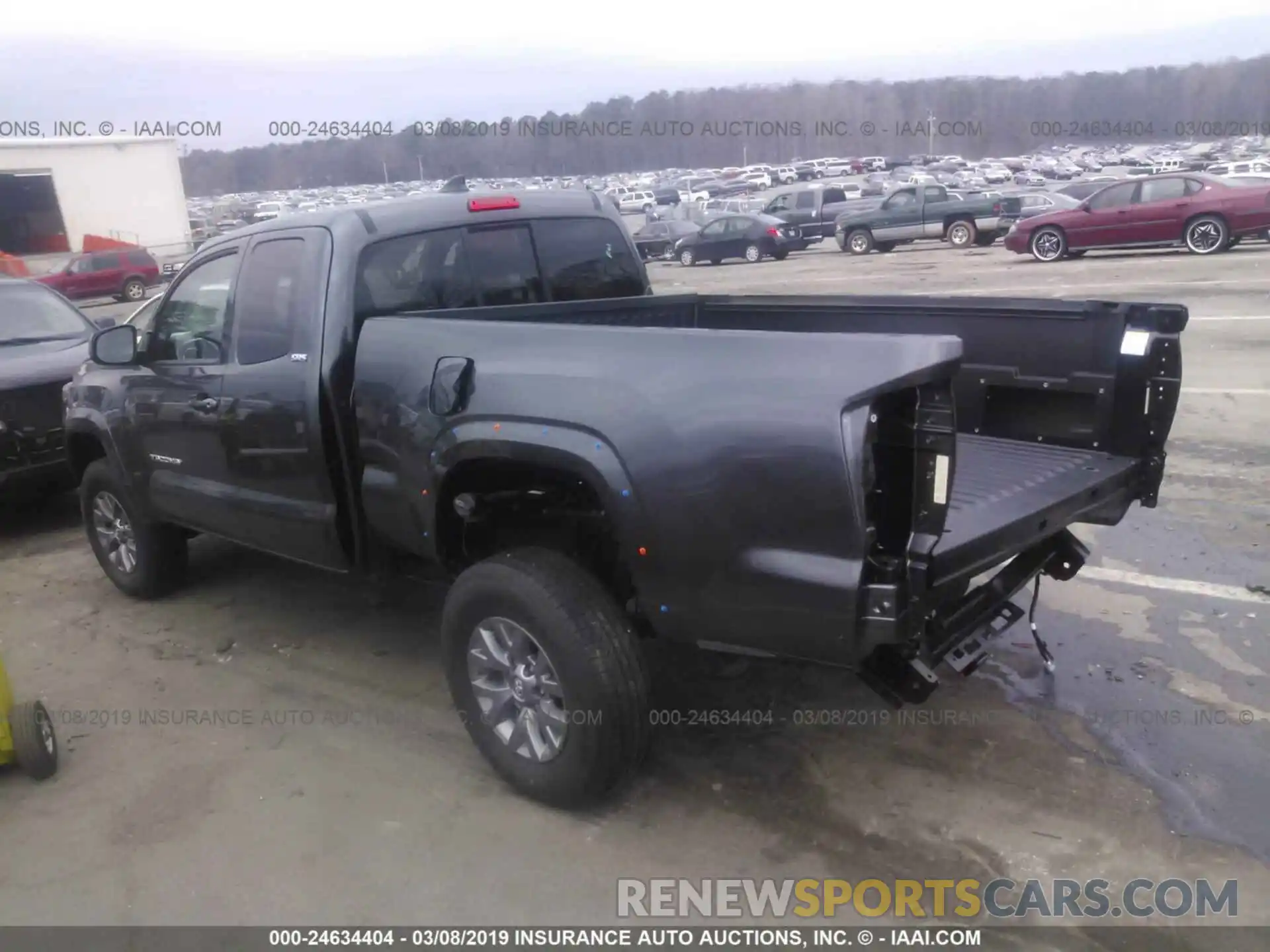 3 Photograph of a damaged car 5TFRZ5CNXKX075316 TOYOTA TACOMA 2019