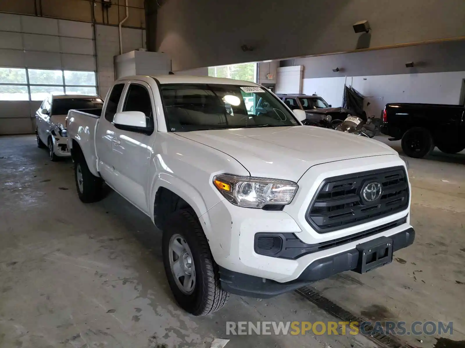 1 Photograph of a damaged car 5TFRZ5CNXKX082301 TOYOTA TACOMA 2019