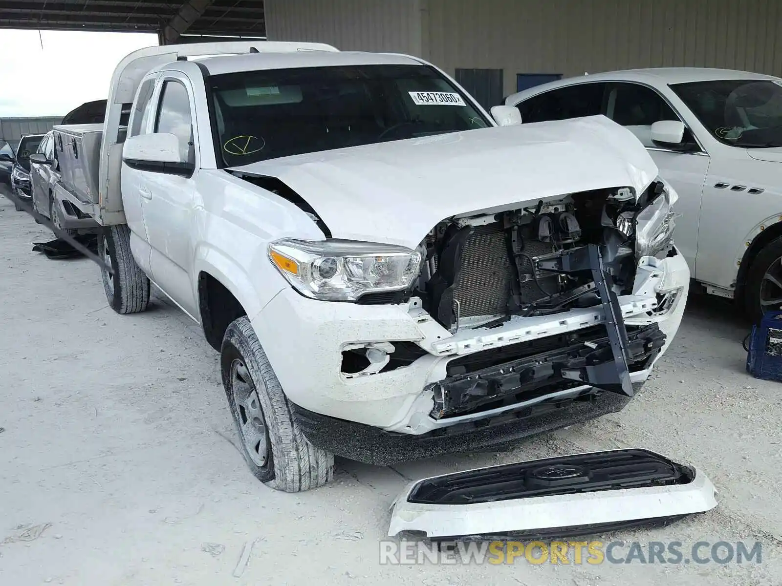 1 Photograph of a damaged car 5TFRZ5CNXKX085408 TOYOTA TACOMA 2019