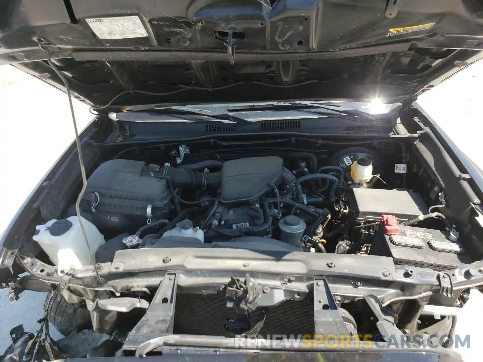 7 Photograph of a damaged car 5TFSX5EN0KX069609 TOYOTA TACOMA 2019