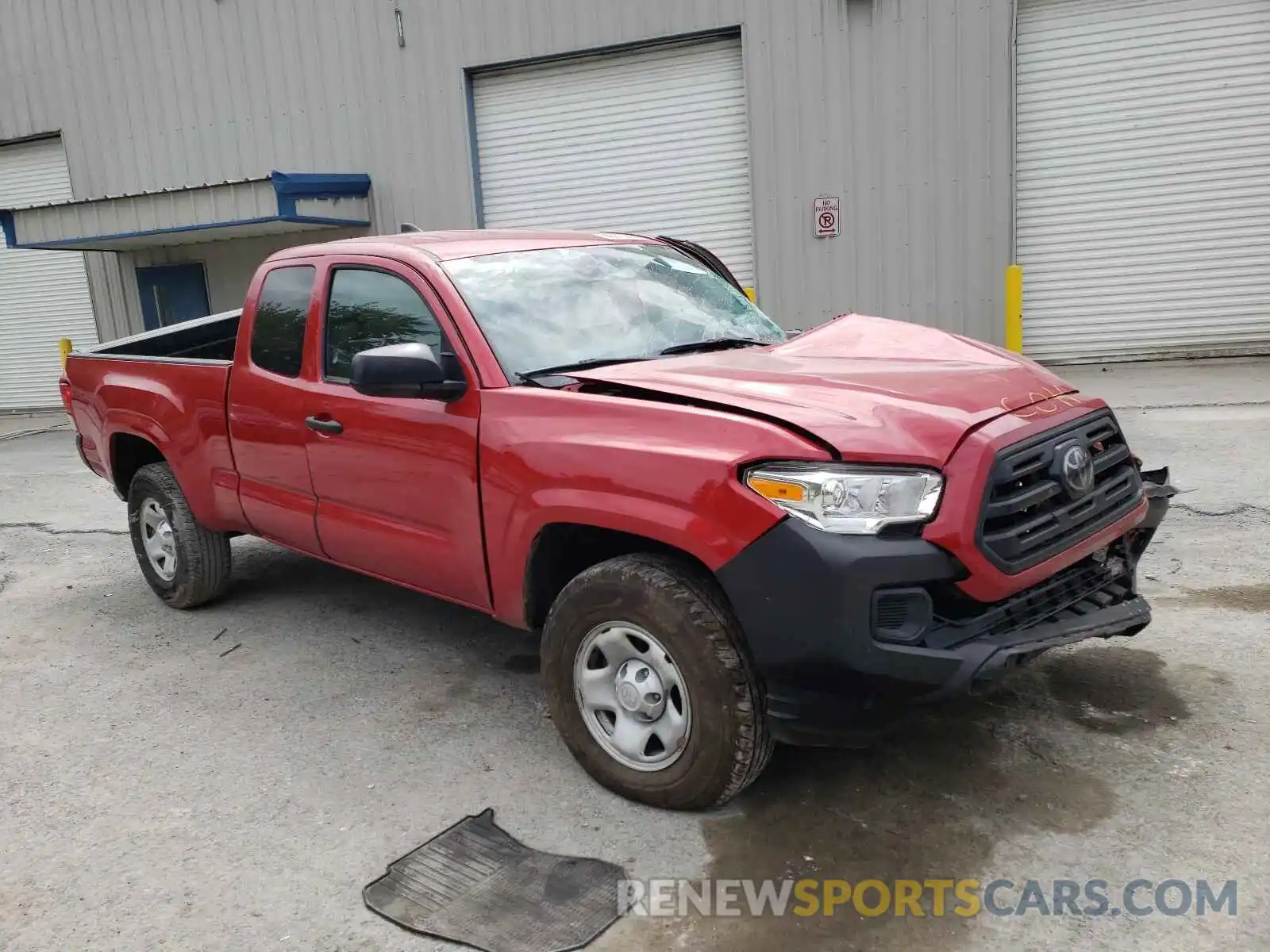 1 Photograph of a damaged car 5TFSX5EN0KX070999 TOYOTA TACOMA 2019