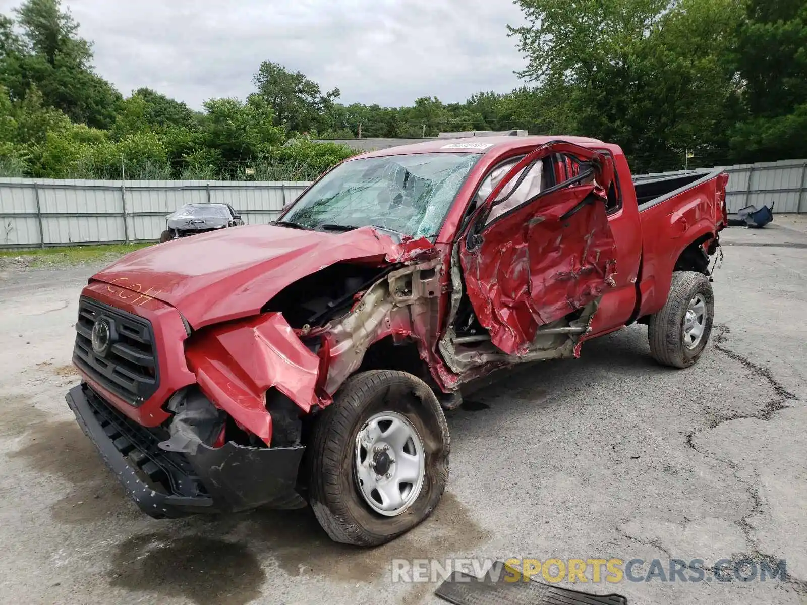 2 Photograph of a damaged car 5TFSX5EN0KX070999 TOYOTA TACOMA 2019