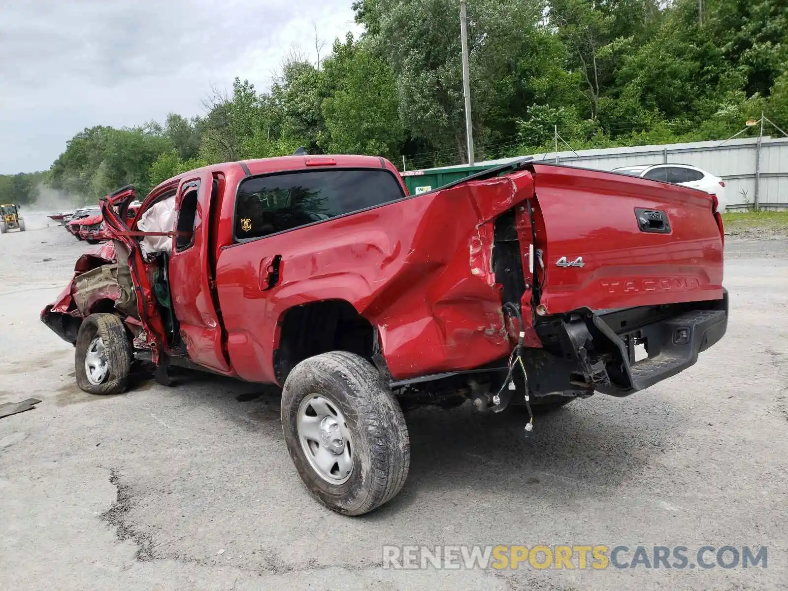 3 Фотография поврежденного автомобиля 5TFSX5EN0KX070999 TOYOTA TACOMA 2019