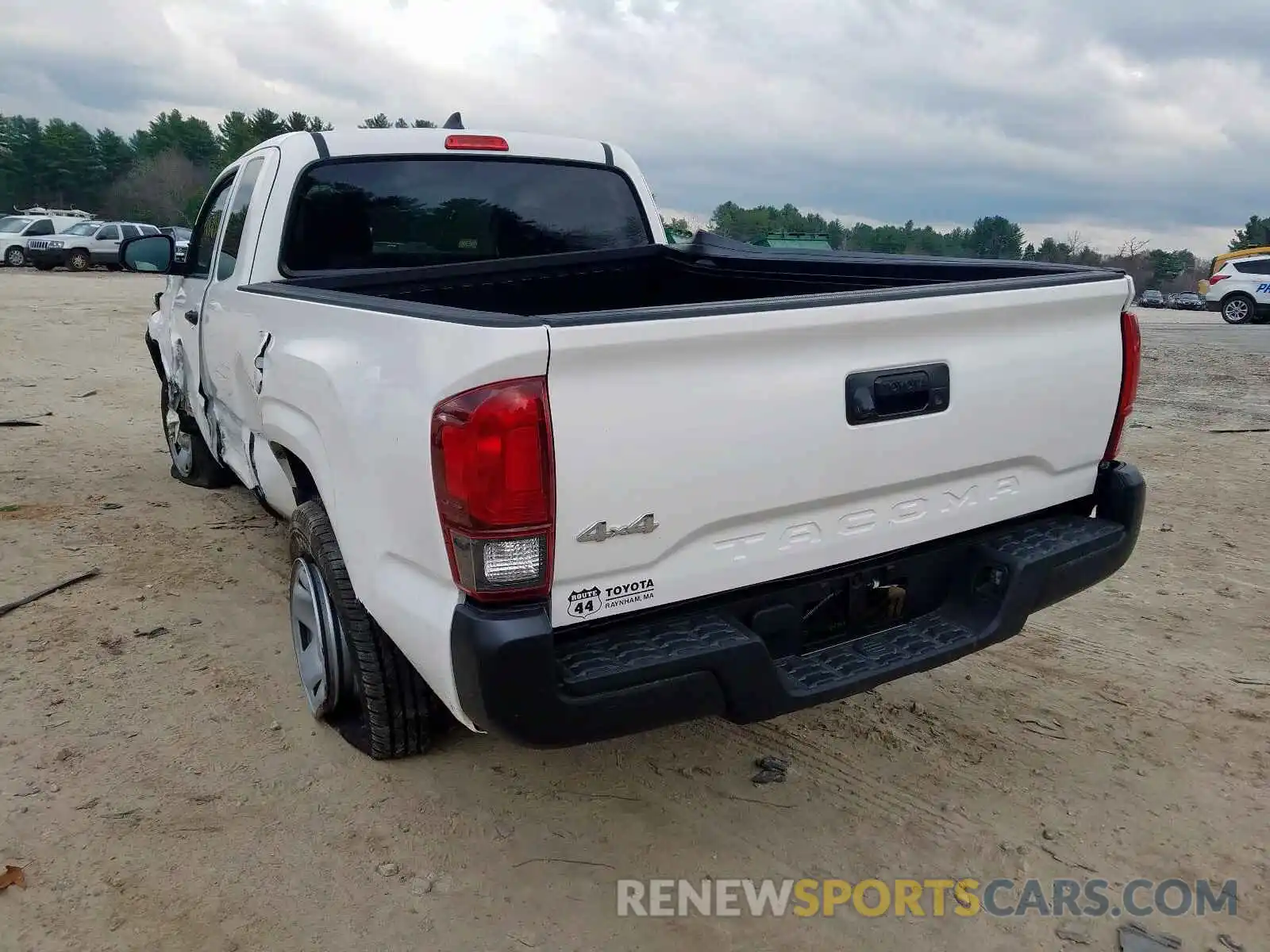 3 Photograph of a damaged car 5TFSX5EN1KX064161 TOYOTA TACOMA 2019