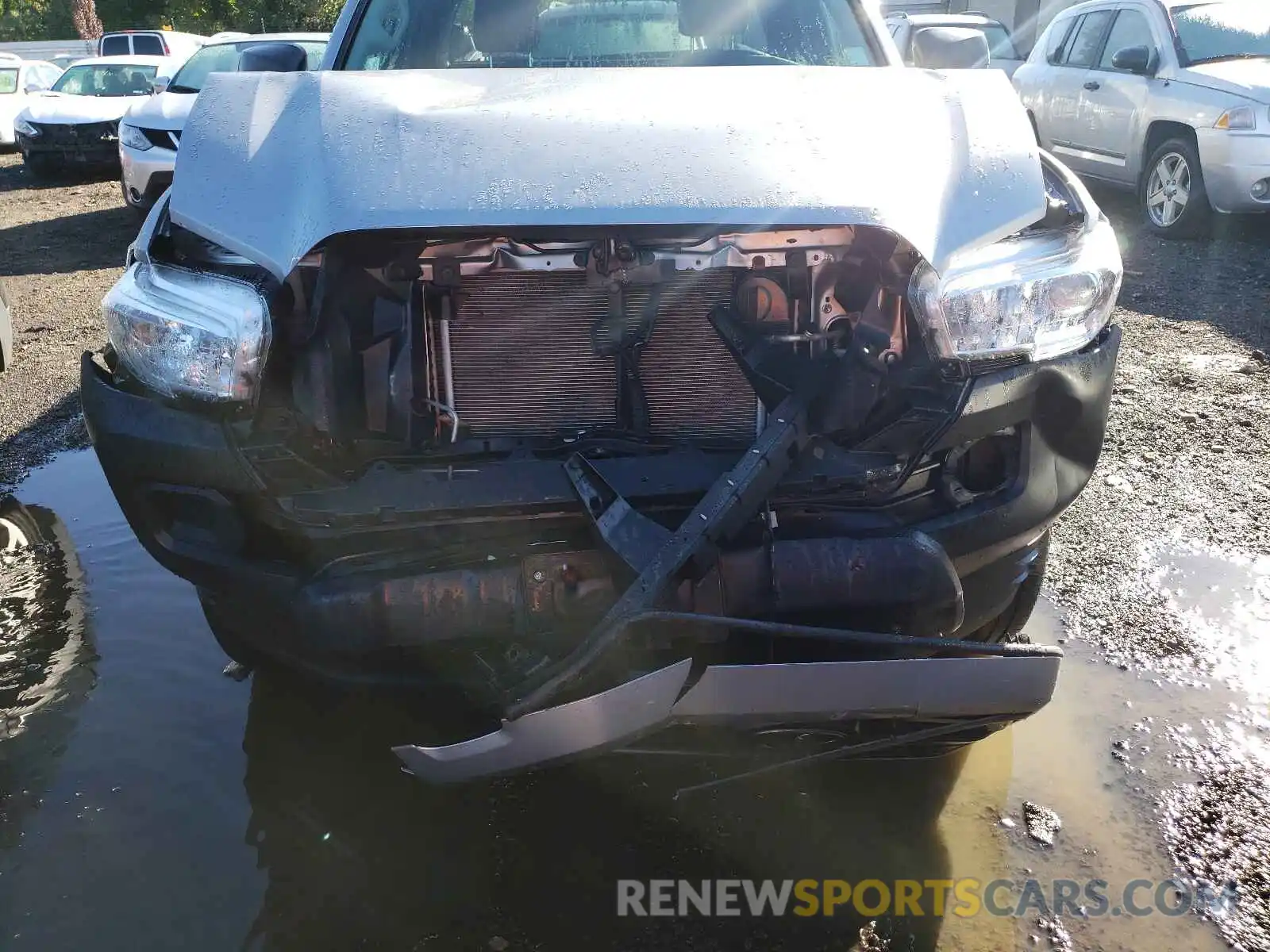 9 Photograph of a damaged car 5TFSX5EN1KX065147 TOYOTA TACOMA 2019