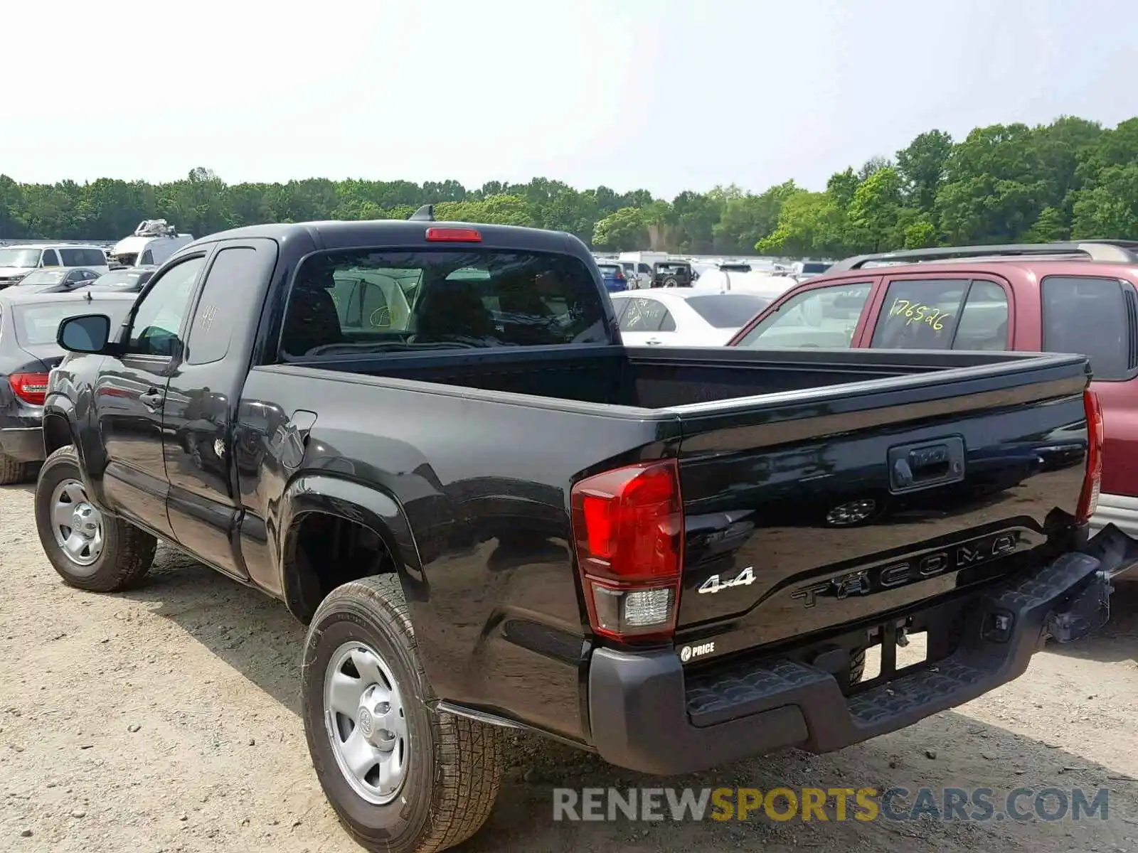 3 Photograph of a damaged car 5TFSX5EN1KX068310 TOYOTA TACOMA 2019