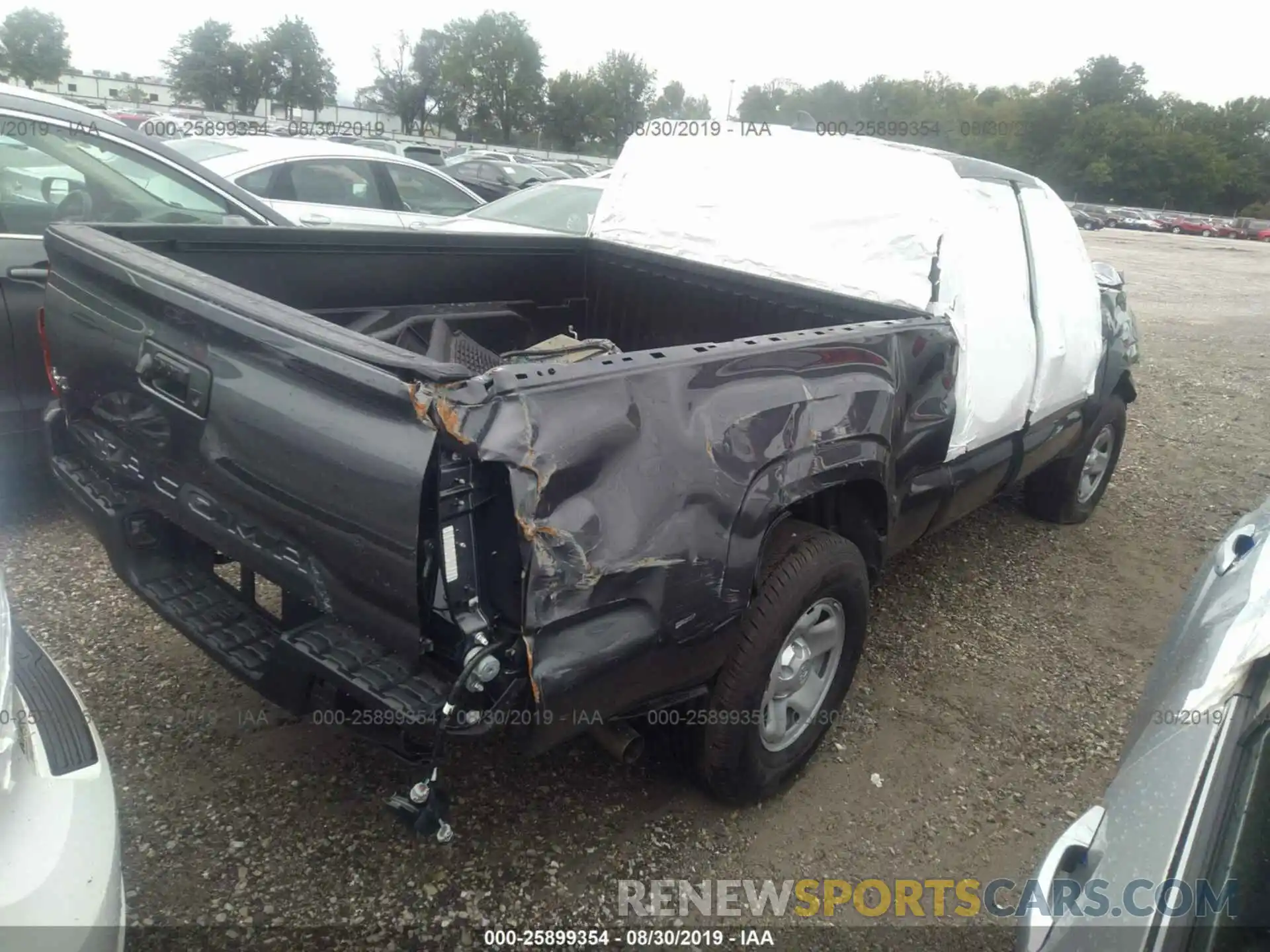 4 Photograph of a damaged car 5TFSX5EN2KX066680 TOYOTA TACOMA 2019