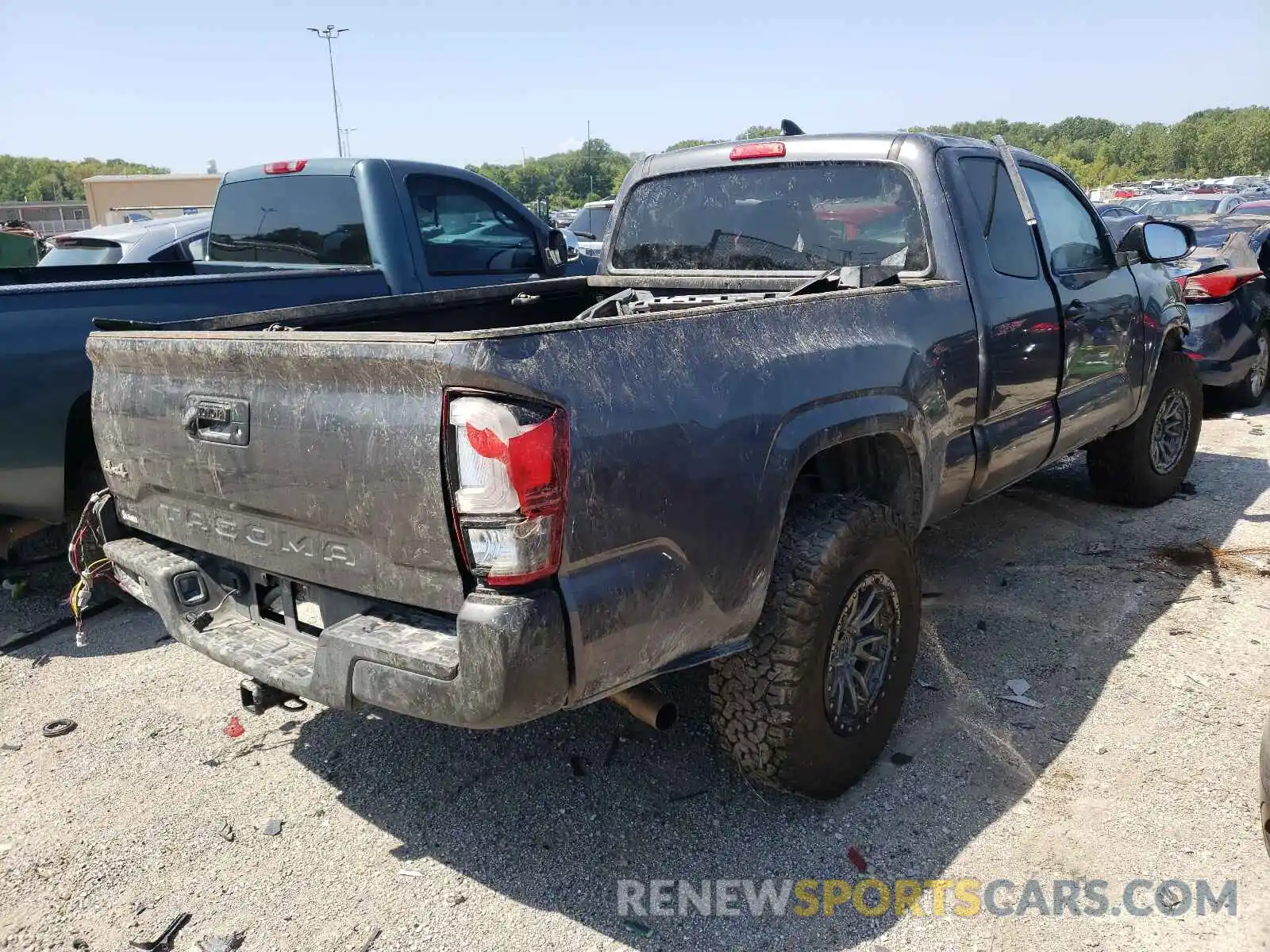 4 Photograph of a damaged car 5TFSX5EN2KX068963 TOYOTA TACOMA 2019