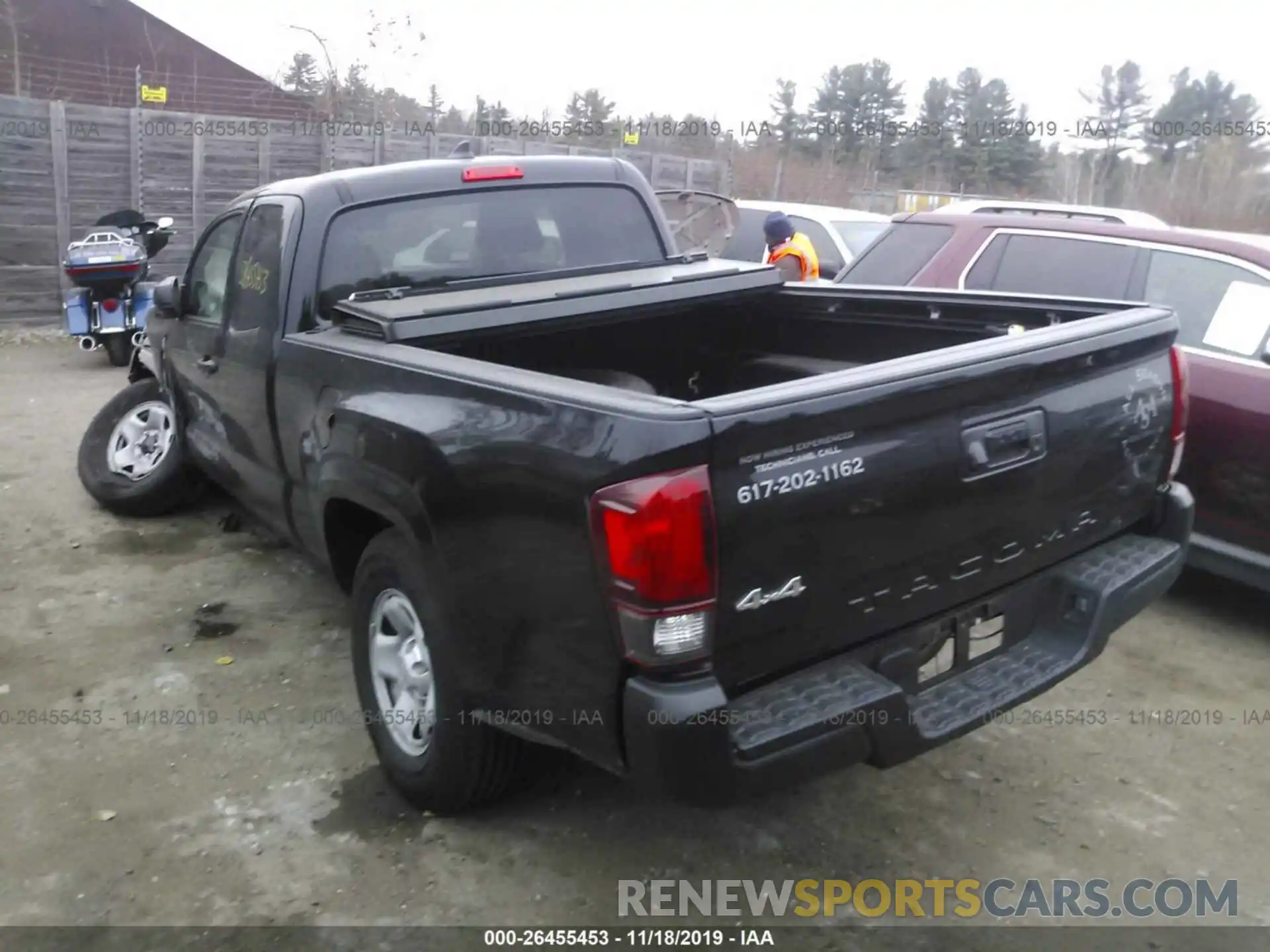 3 Photograph of a damaged car 5TFSX5EN3KX064257 TOYOTA TACOMA 2019