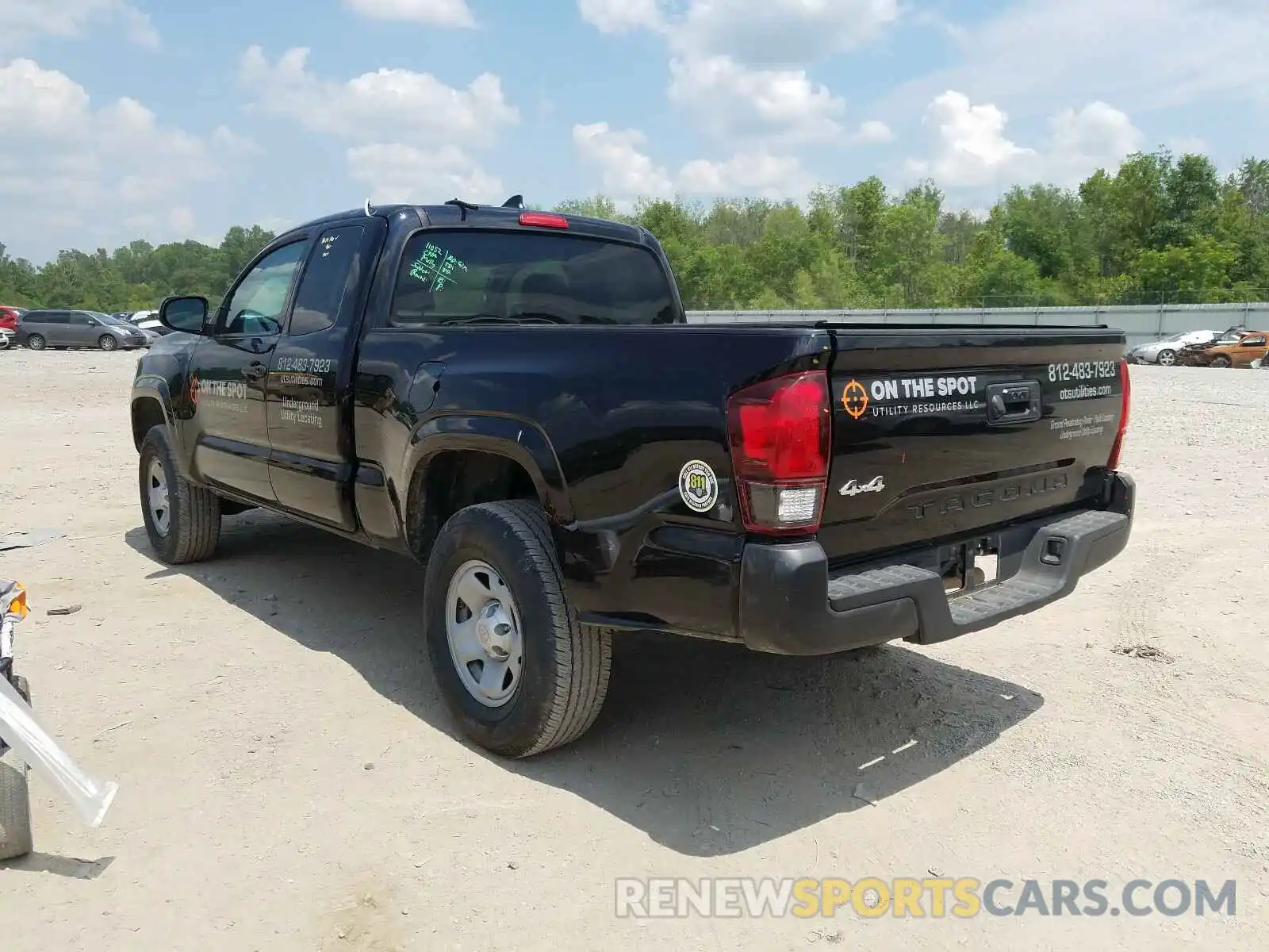 3 Photograph of a damaged car 5TFSX5EN3KX067787 TOYOTA TACOMA 2019