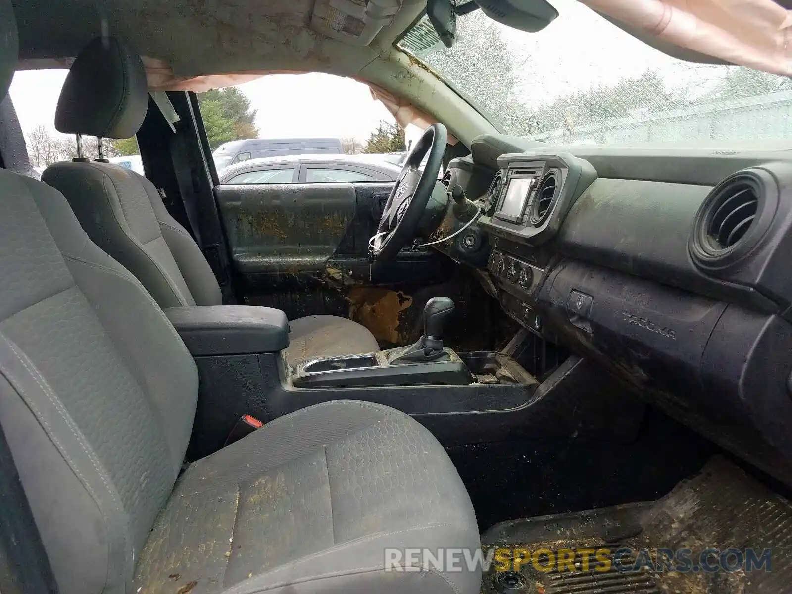 5 Photograph of a damaged car 5TFSX5EN3KX068602 TOYOTA TACOMA 2019