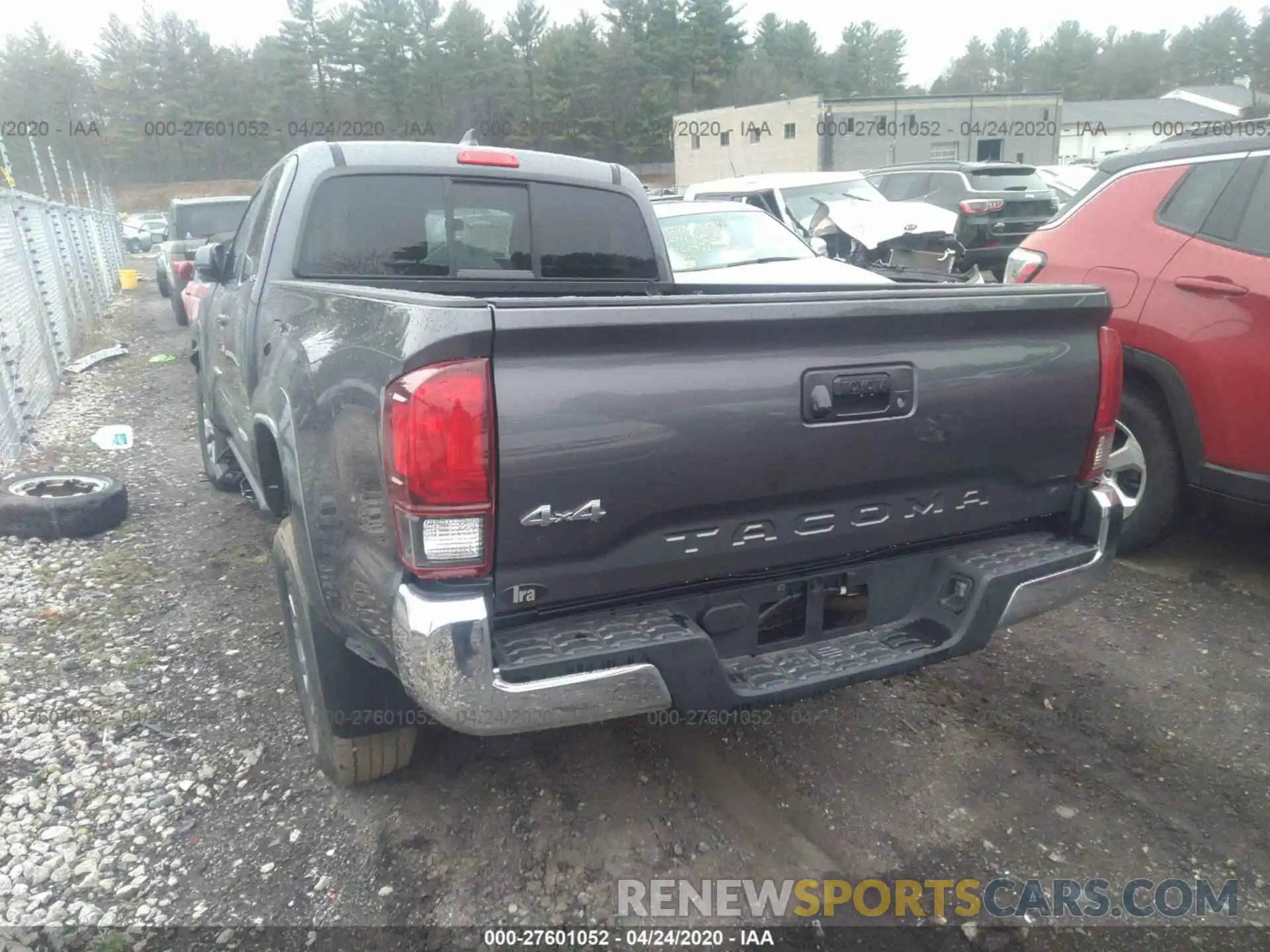 3 Photograph of a damaged car 5TFSX5EN3KX069412 TOYOTA TACOMA 2019