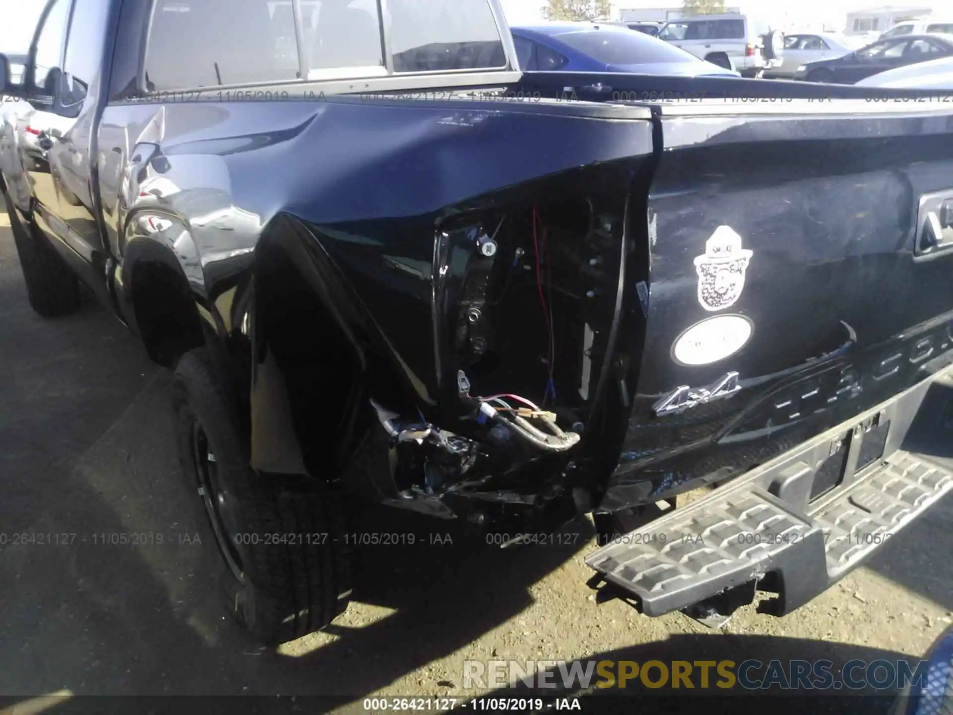 6 Photograph of a damaged car 5TFSX5EN4KX067135 TOYOTA TACOMA 2019