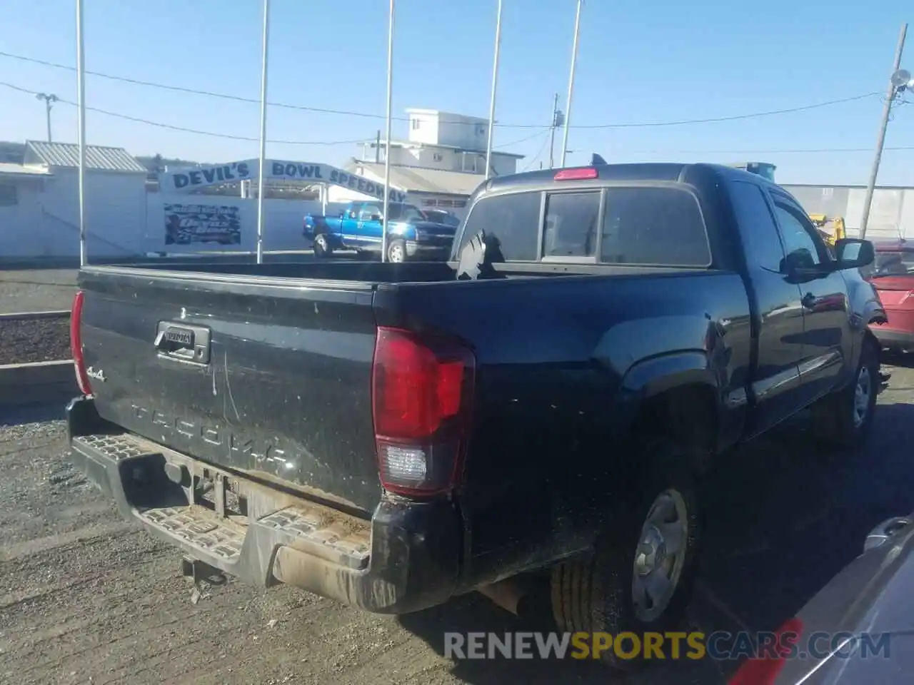 4 Photograph of a damaged car 5TFSX5EN4KX069225 TOYOTA TACOMA 2019