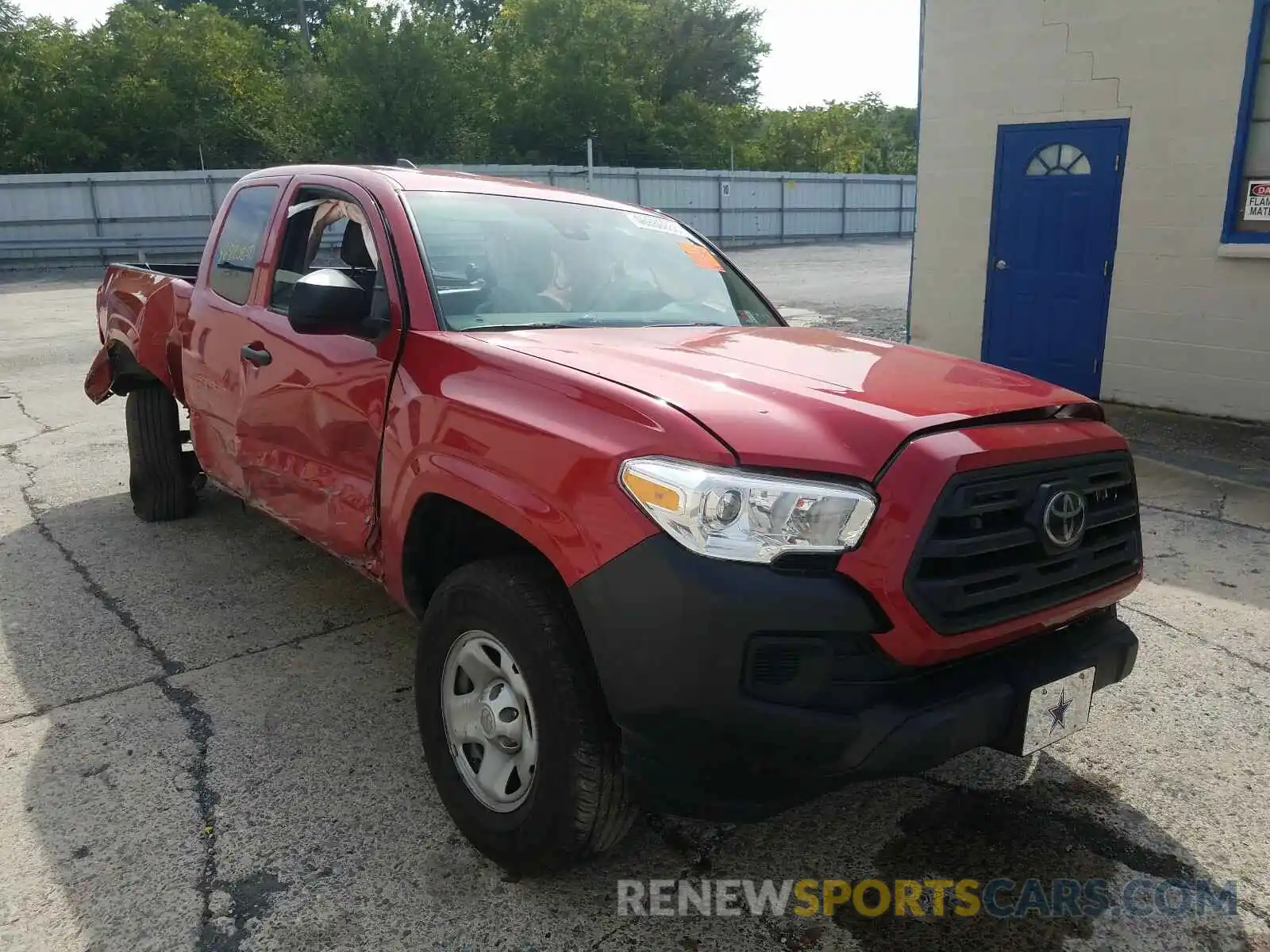 1 Photograph of a damaged car 5TFSX5EN4KX070360 TOYOTA TACOMA 2019