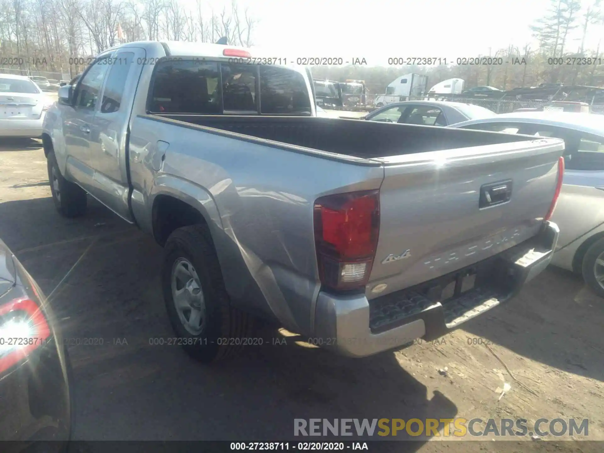 3 Photograph of a damaged car 5TFSX5EN4KX070617 TOYOTA TACOMA 2019