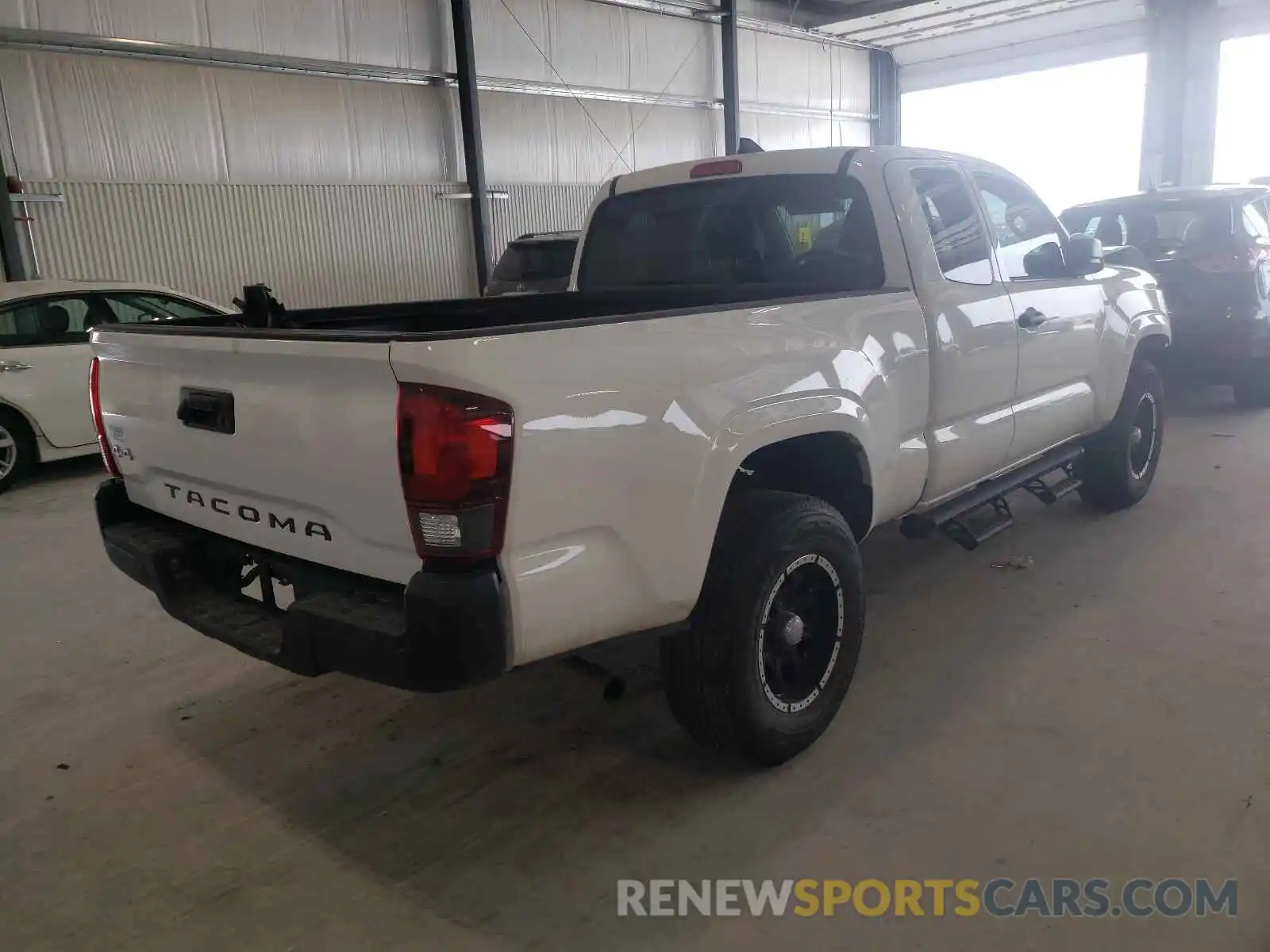 4 Photograph of a damaged car 5TFSX5EN5KX068472 TOYOTA TACOMA 2019