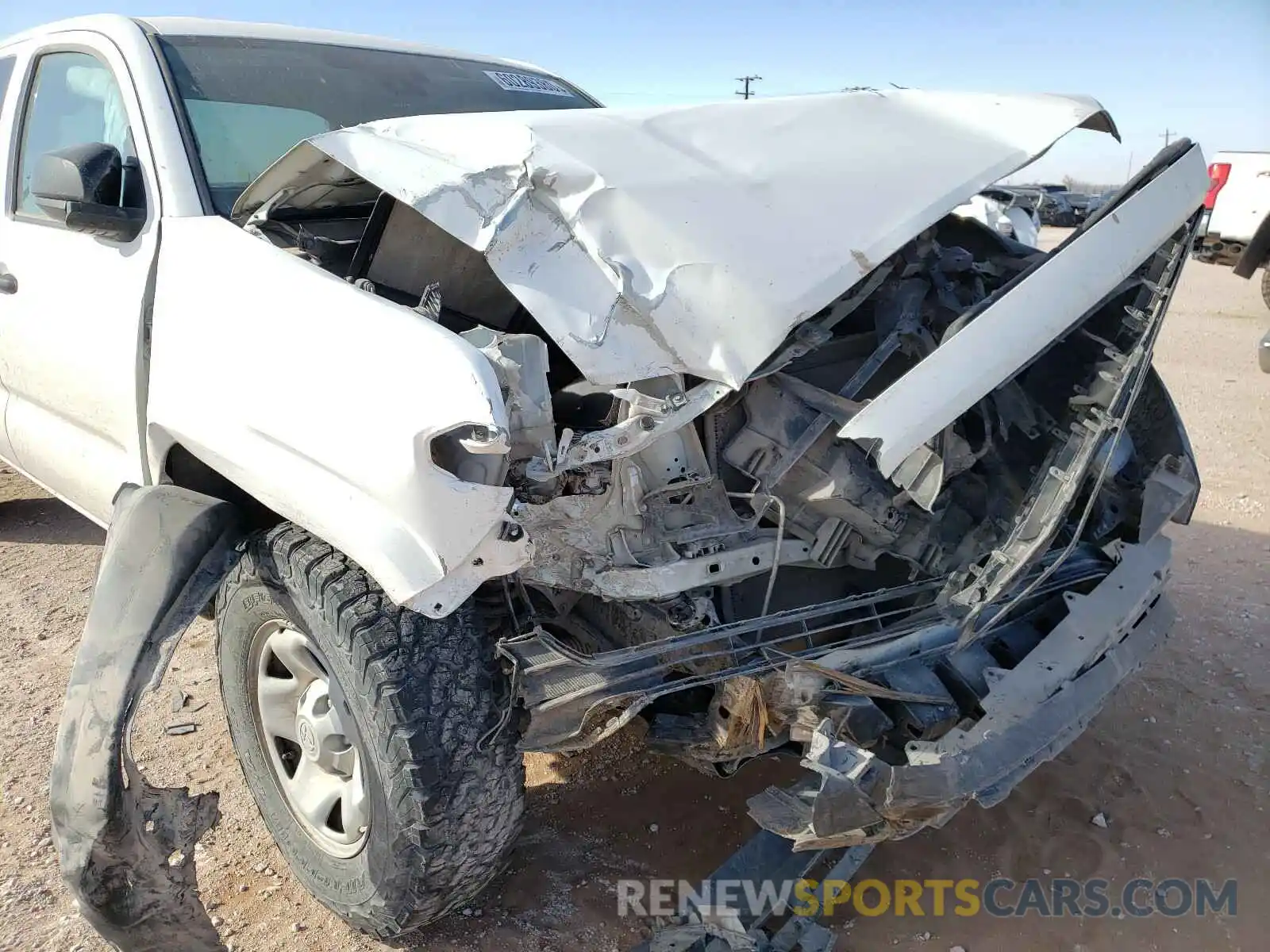 9 Photograph of a damaged car 5TFSX5EN6KX065516 TOYOTA TACOMA 2019