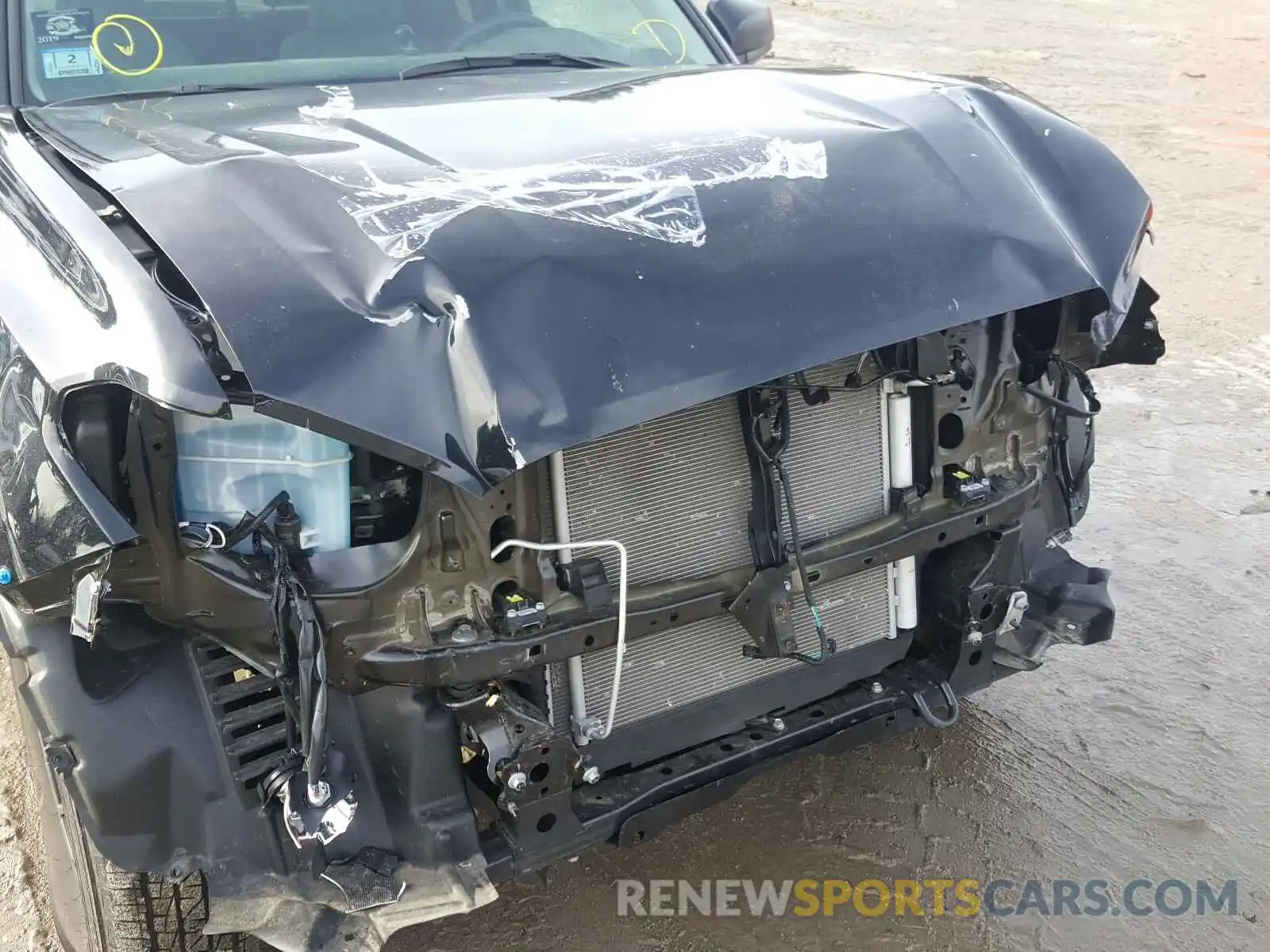 9 Photograph of a damaged car 5TFSX5EN6KX066035 TOYOTA TACOMA 2019