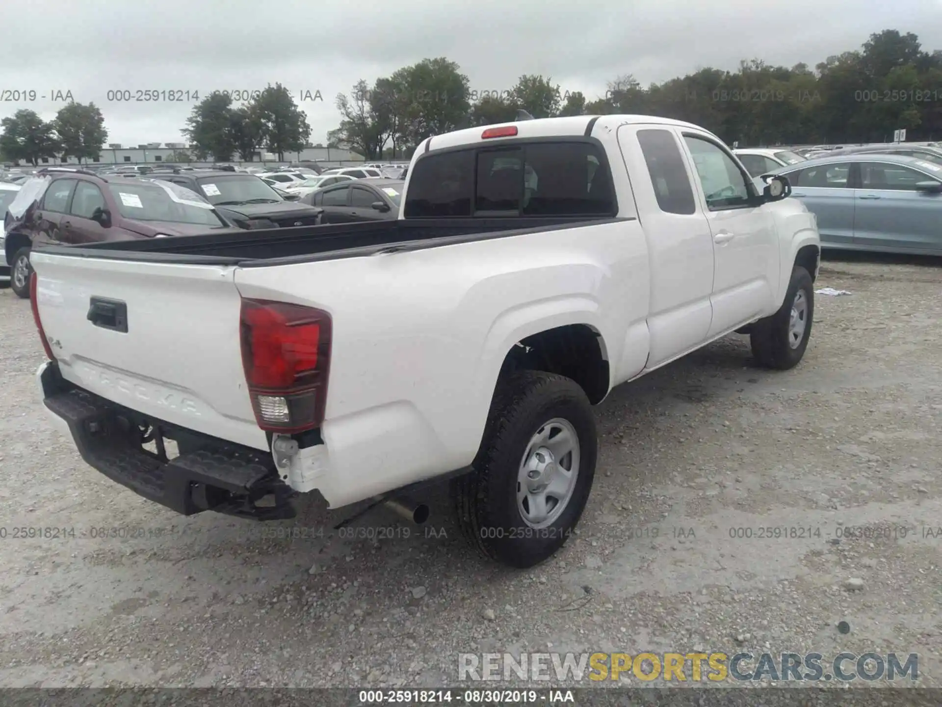 4 Photograph of a damaged car 5TFSX5EN6KX067119 TOYOTA TACOMA 2019