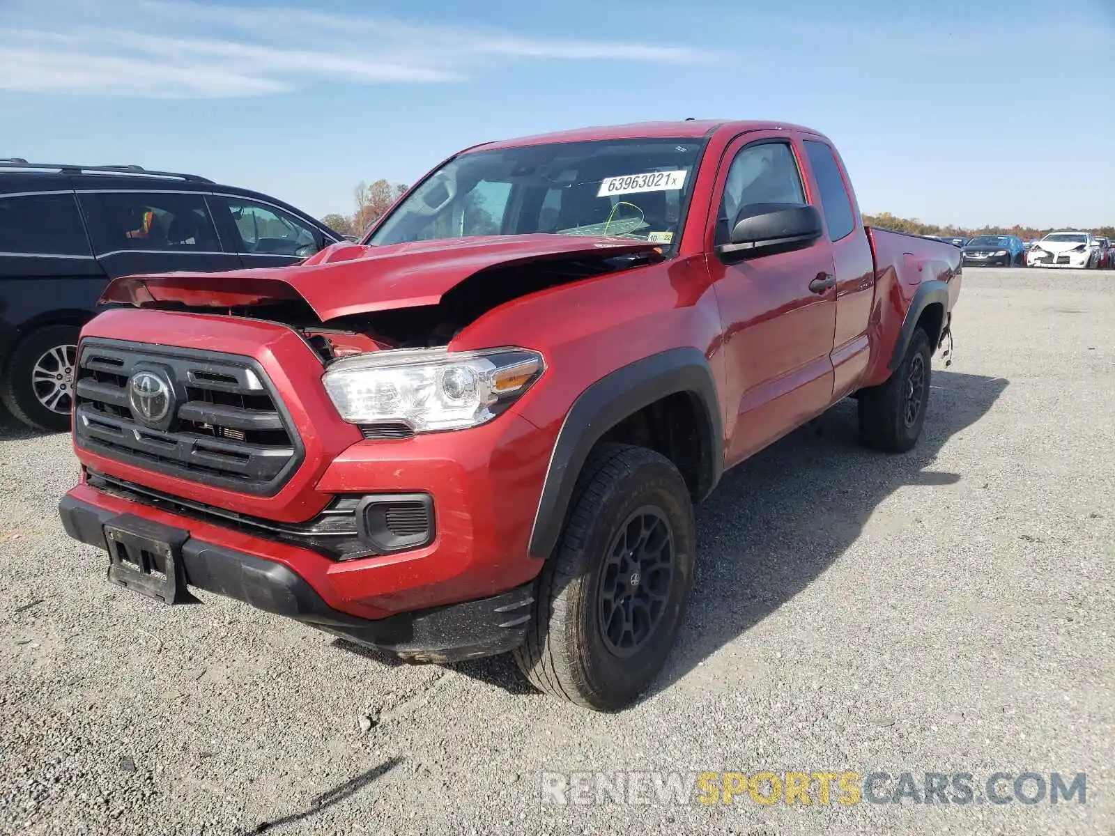 2 Фотография поврежденного автомобиля 5TFSX5EN6KX067492 TOYOTA TACOMA 2019