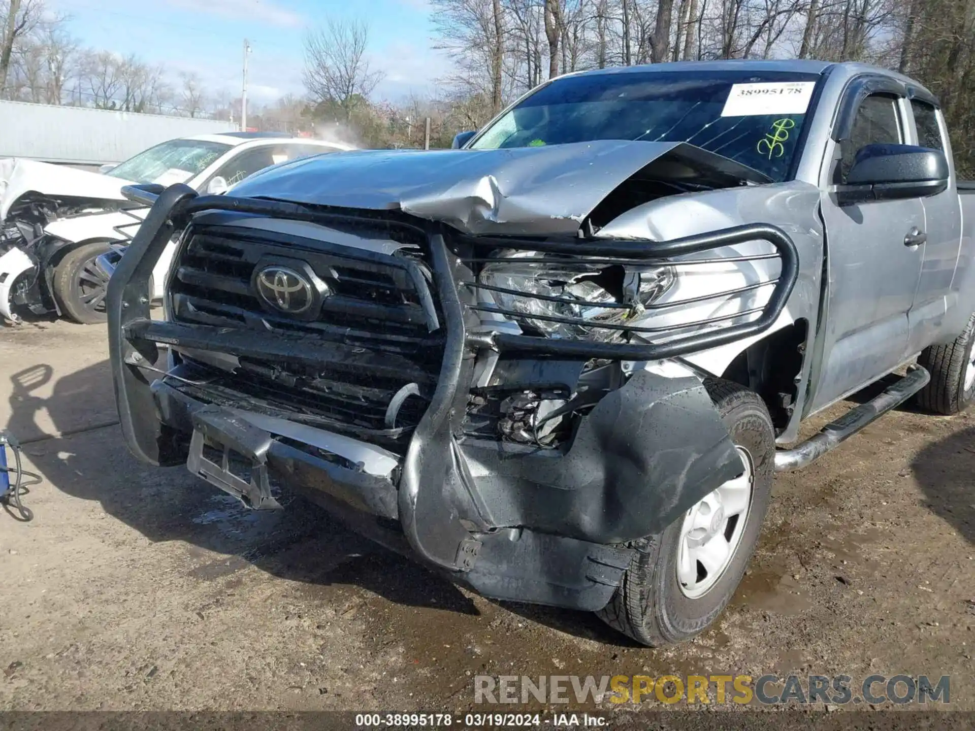 6 Photograph of a damaged car 5TFSX5EN7KX065962 TOYOTA TACOMA 2019