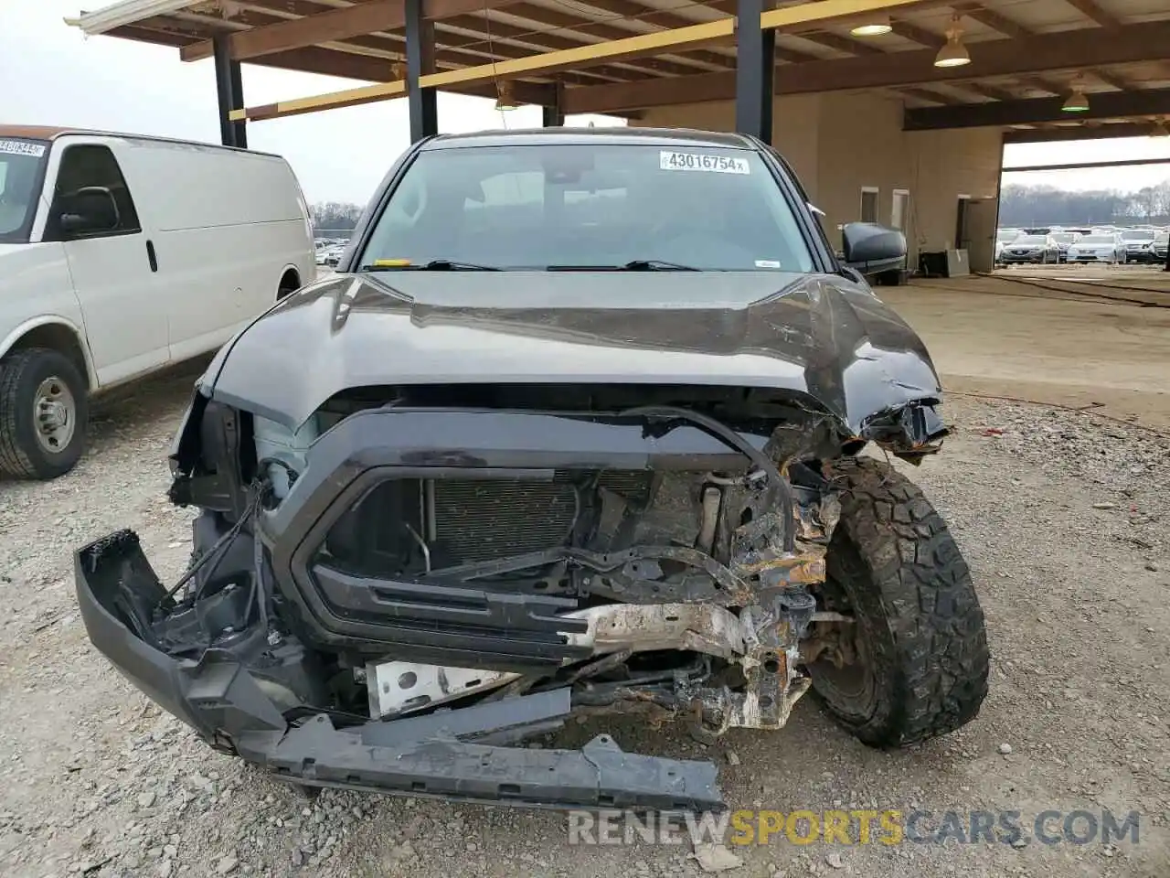 5 Photograph of a damaged car 5TFSX5EN7KX066819 TOYOTA TACOMA 2019