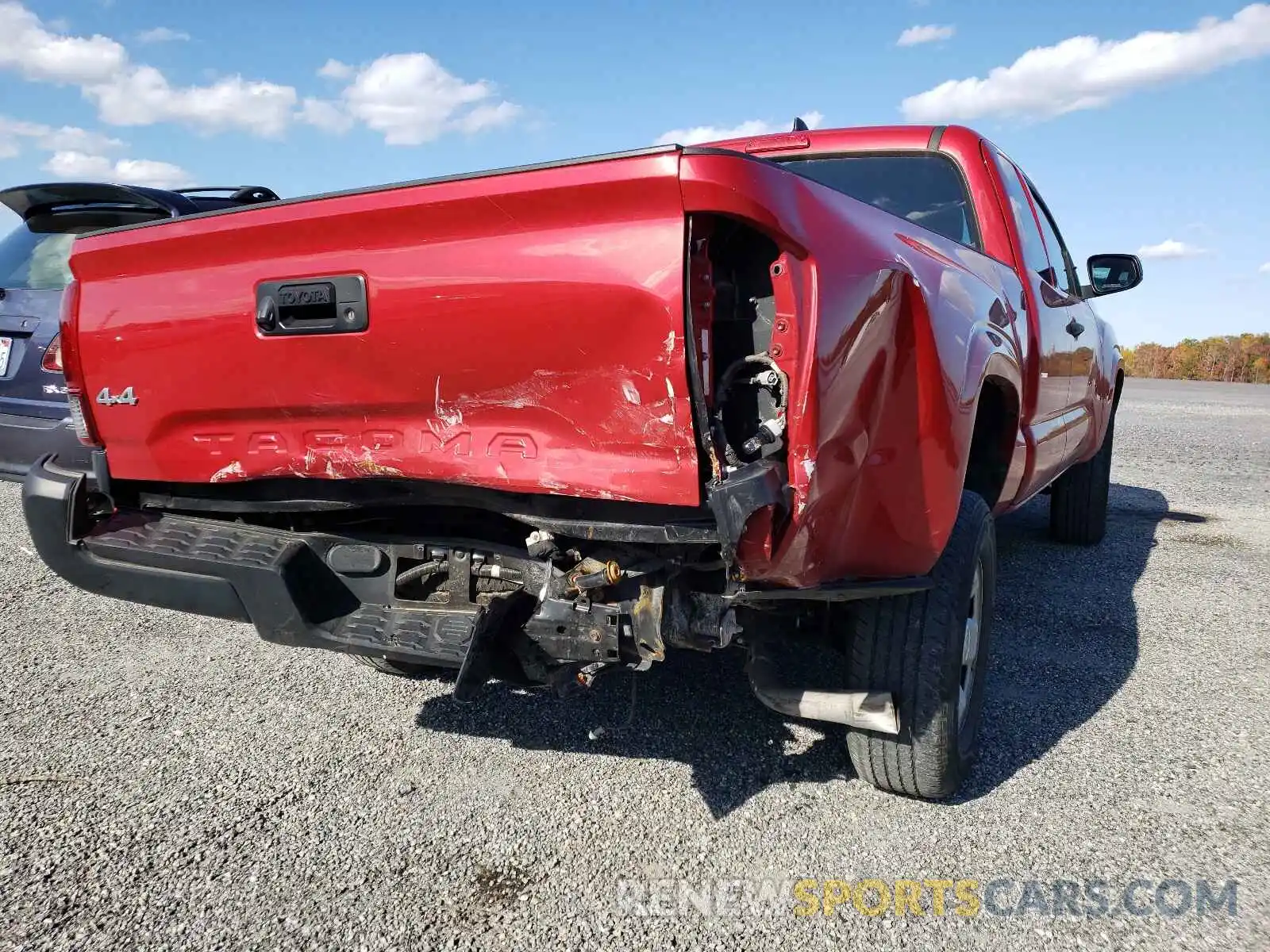 4 Photograph of a damaged car 5TFSX5EN7KX068442 TOYOTA TACOMA 2019