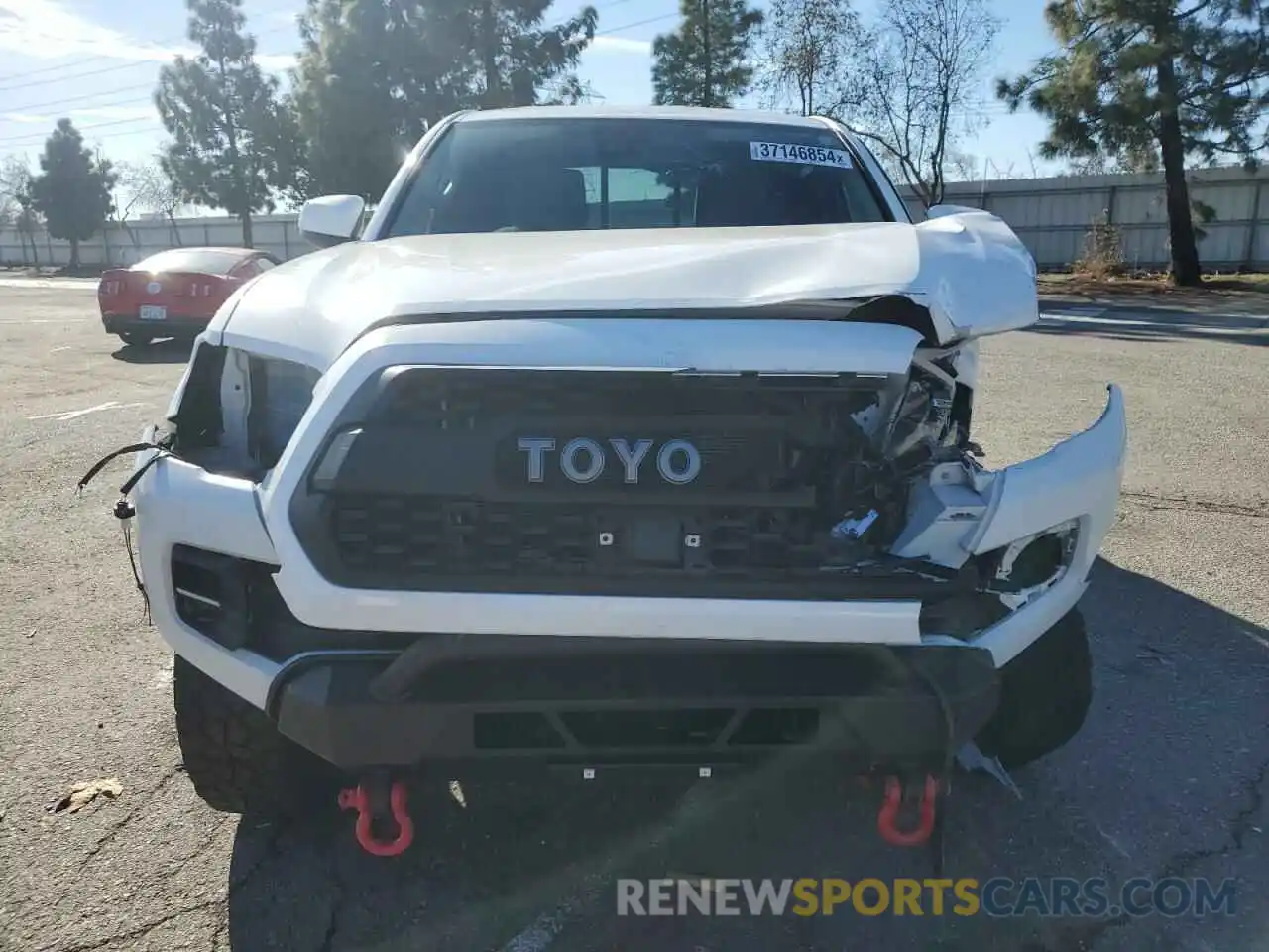 5 Photograph of a damaged car 5TFSX5EN8KX070006 TOYOTA TACOMA 2019