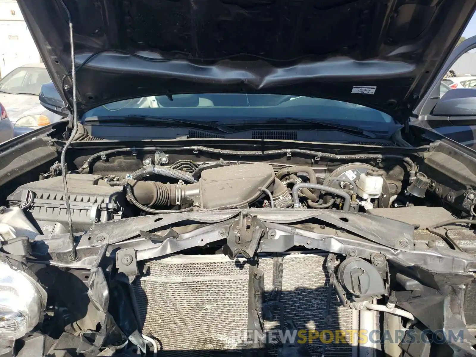 7 Photograph of a damaged car 5TFSX5EN9KX064828 TOYOTA TACOMA 2019