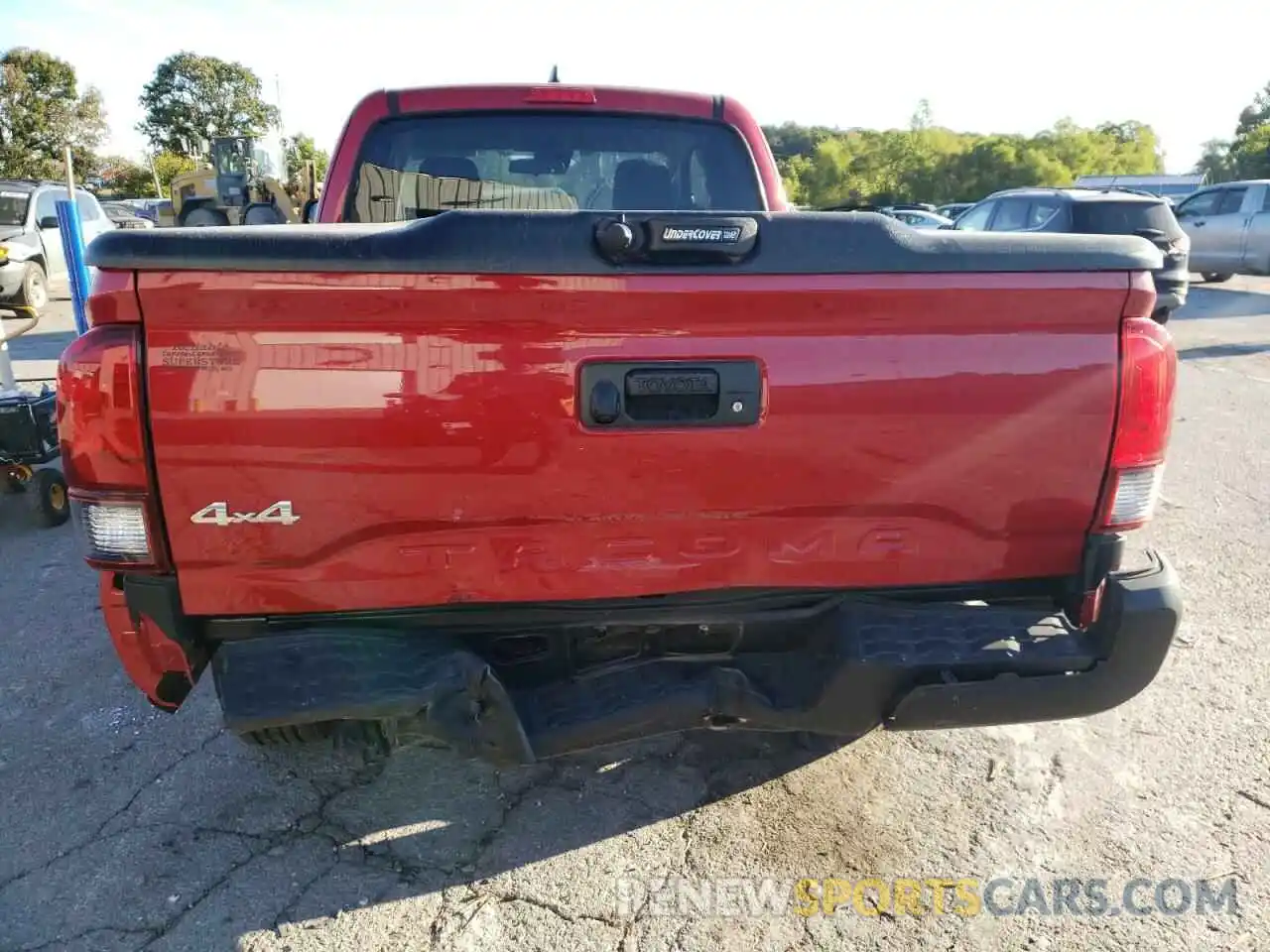 9 Photograph of a damaged car 5TFSX5EN9KX069866 TOYOTA TACOMA 2019