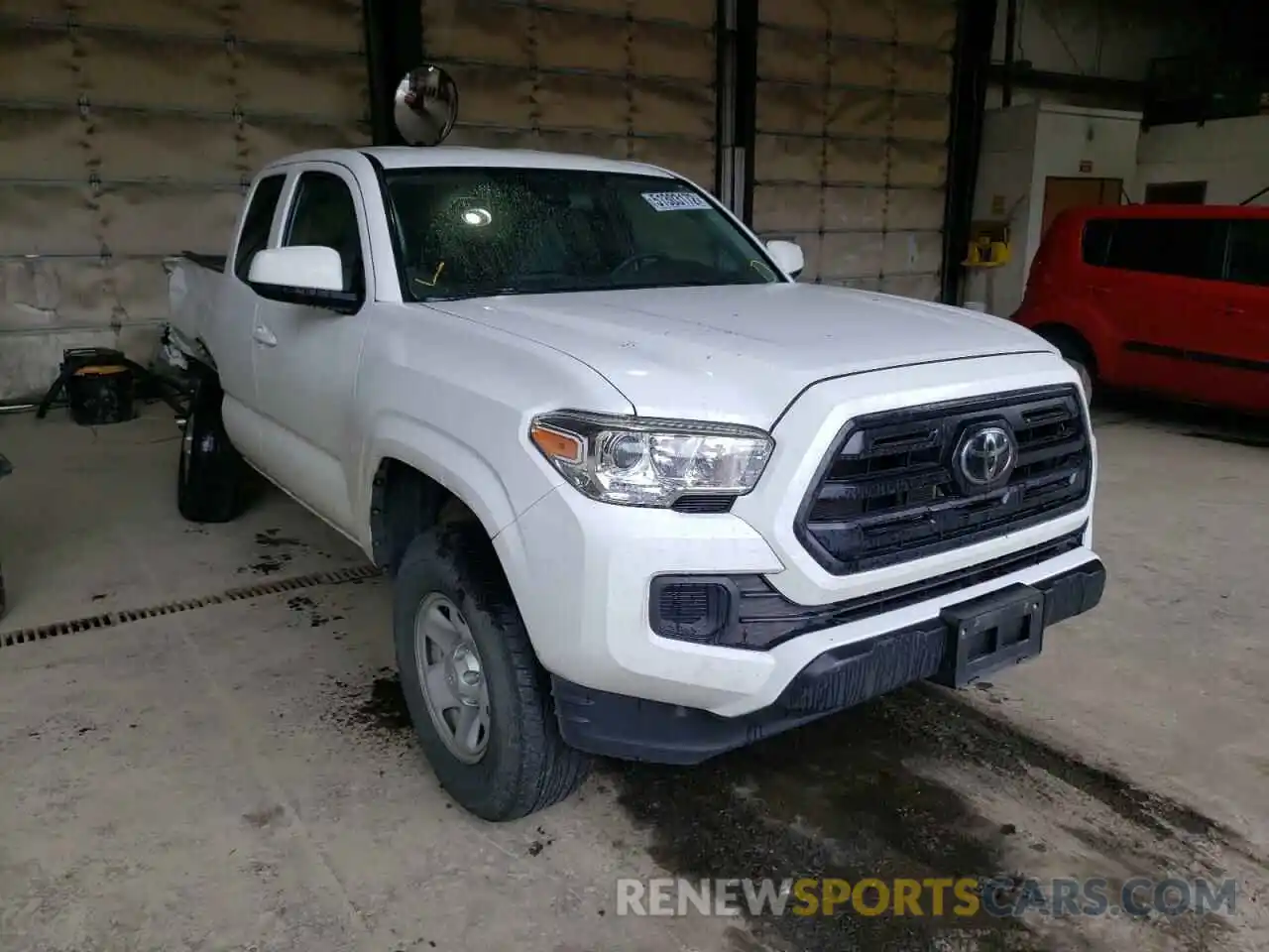 1 Фотография поврежденного автомобиля 5TFSX5EN9KX070130 TOYOTA TACOMA 2019