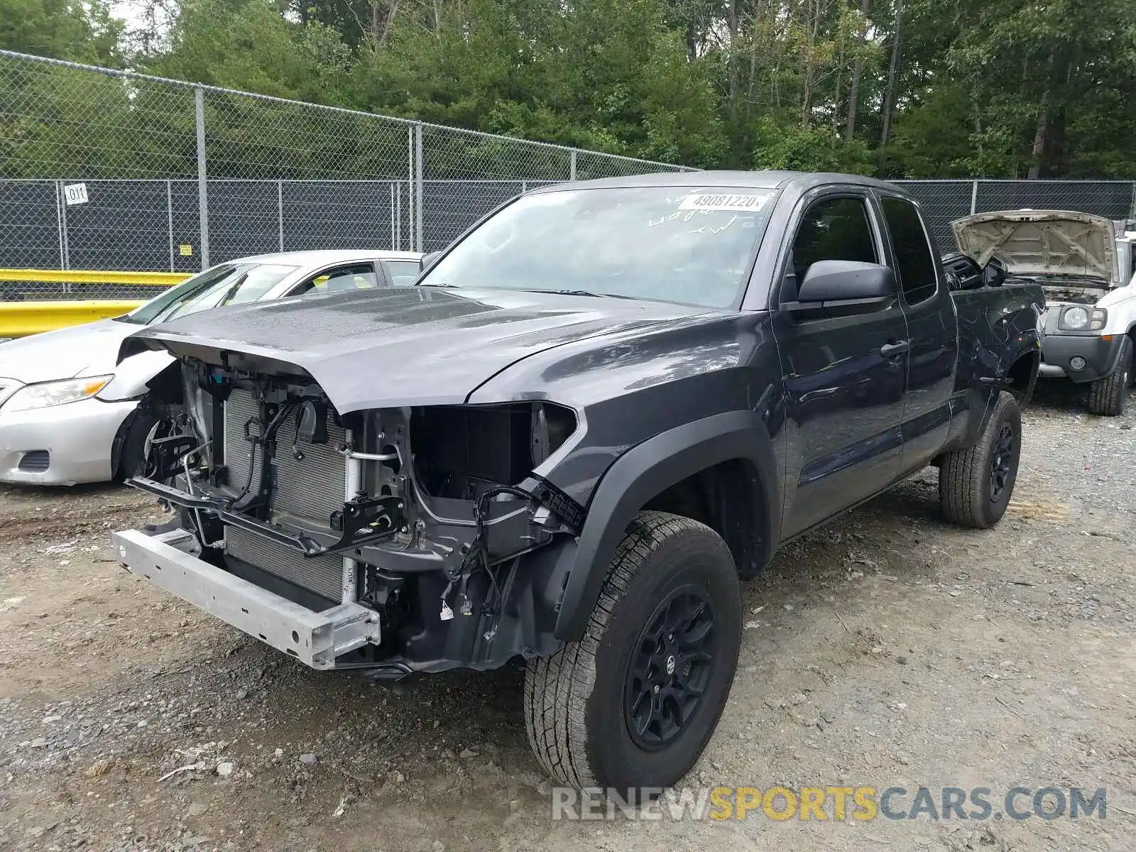 2 Photograph of a damaged car 5TFSX5ENXKX071030 TOYOTA TACOMA 2019