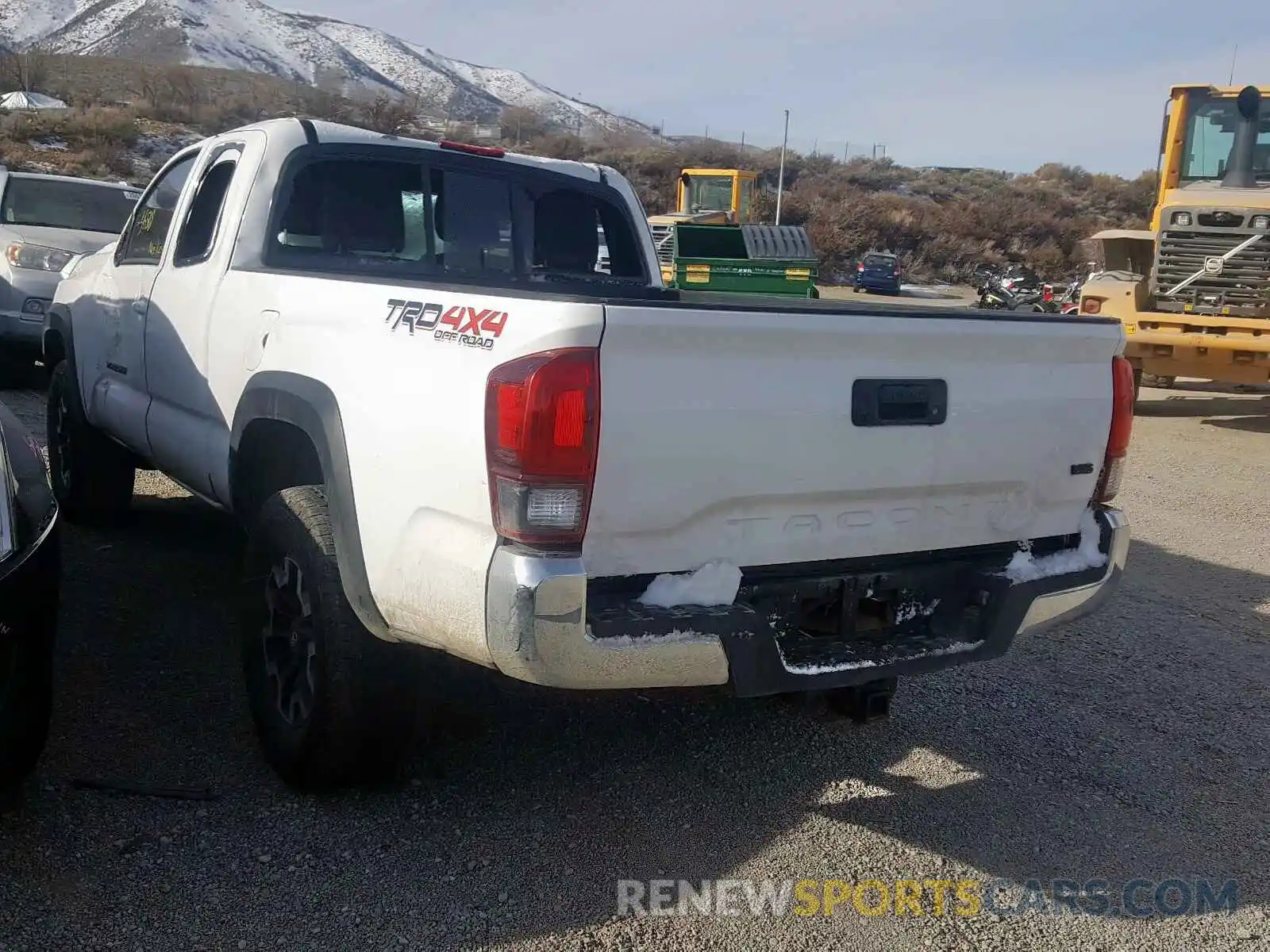 3 Photograph of a damaged car 5TFSZ5AN0KX175073 TOYOTA TACOMA 2019