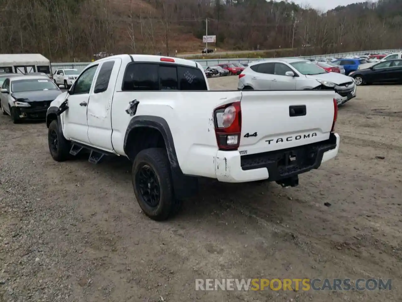 3 Photograph of a damaged car 5TFSZ5AN0KX181763 TOYOTA TACOMA 2019