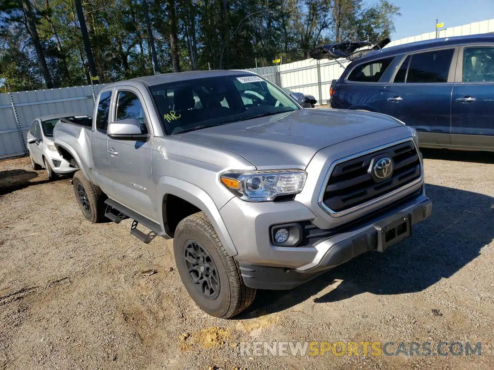 1 Photograph of a damaged car 5TFSZ5AN0KX185912 TOYOTA TACOMA 2019