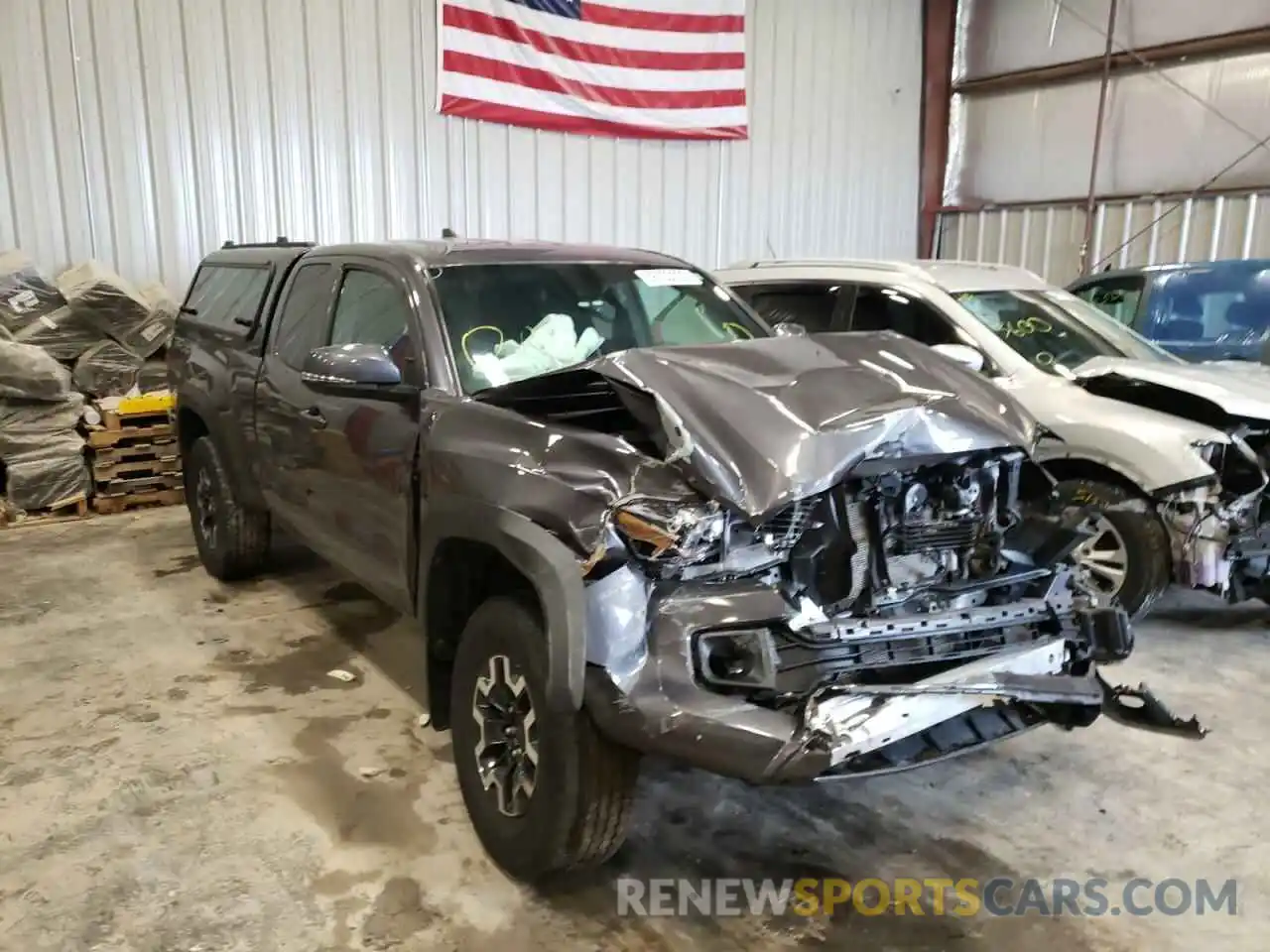 1 Photograph of a damaged car 5TFSZ5AN1KX167404 TOYOTA TACOMA 2019