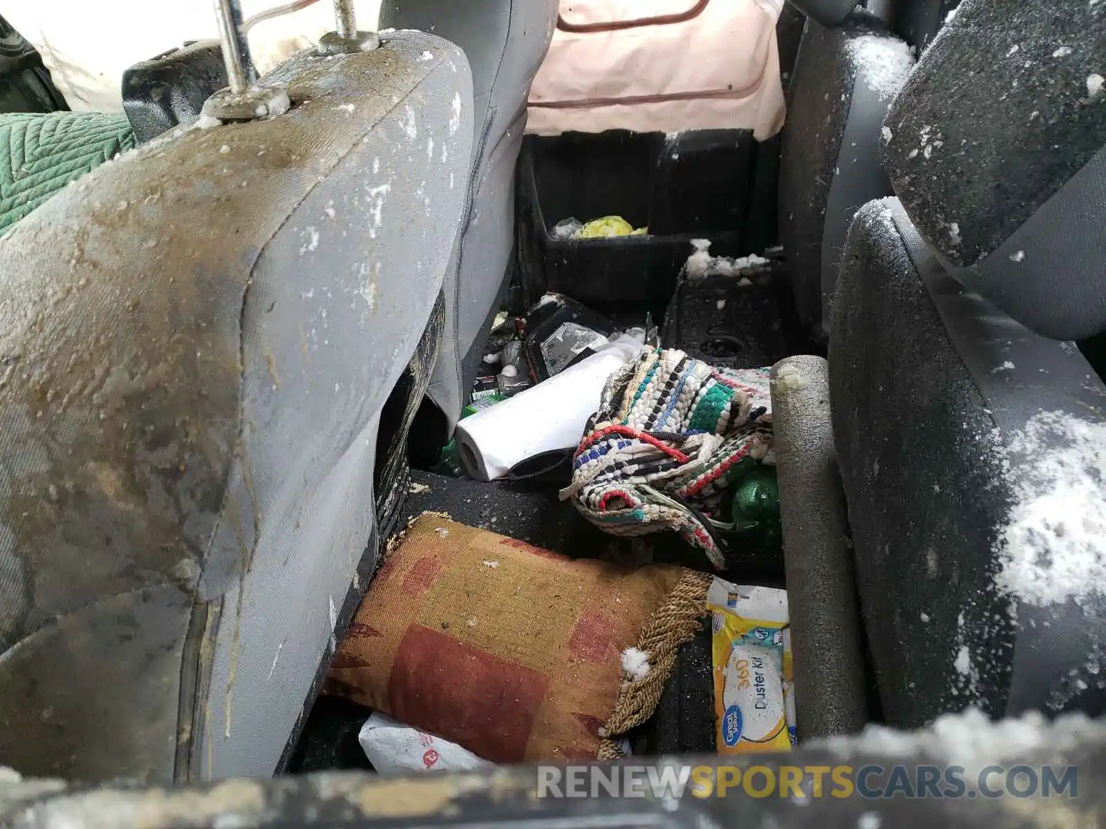 6 Photograph of a damaged car 5TFSZ5AN1KX168052 TOYOTA TACOMA 2019