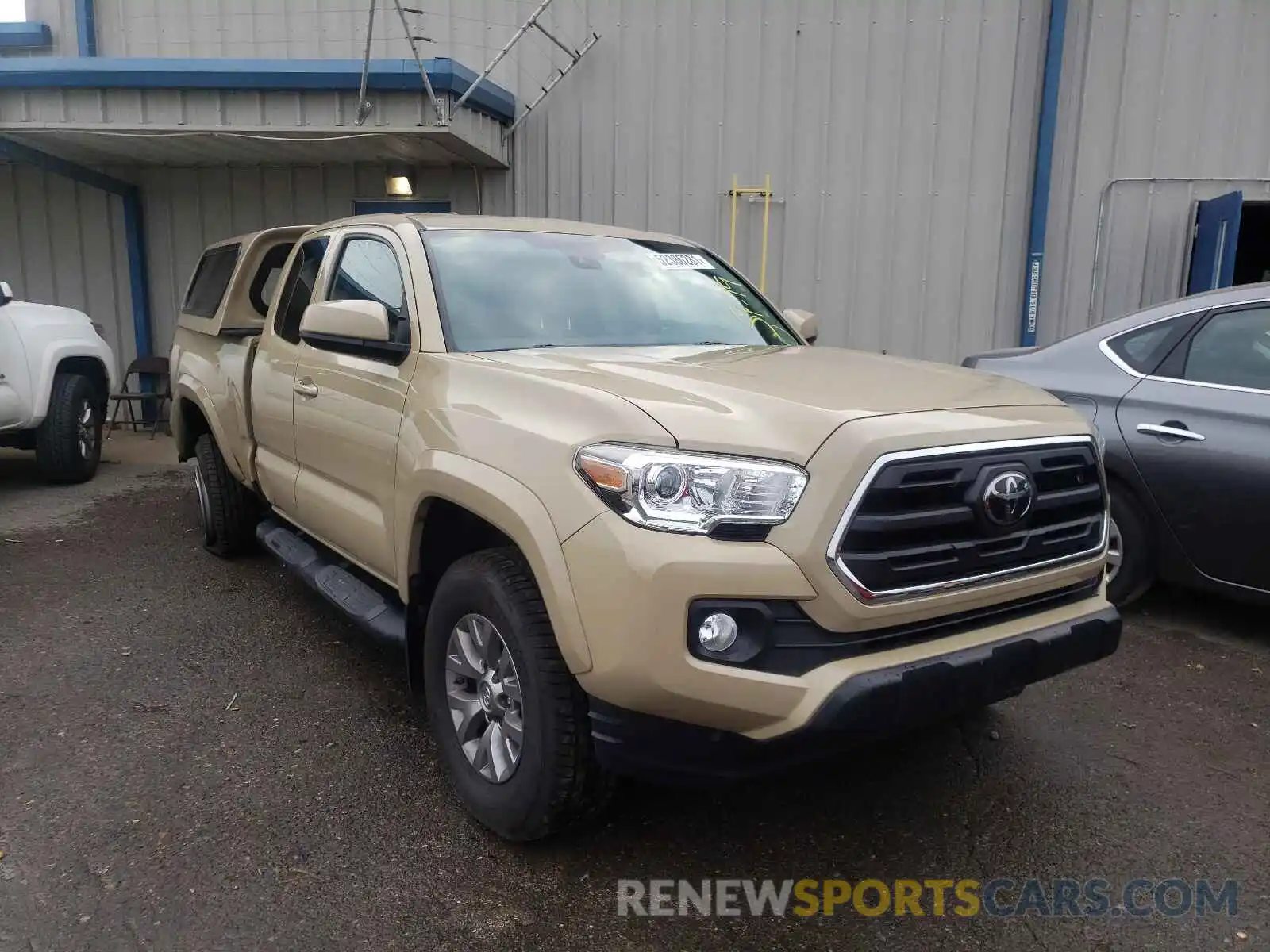 1 Photograph of a damaged car 5TFSZ5AN1KX177012 TOYOTA TACOMA 2019