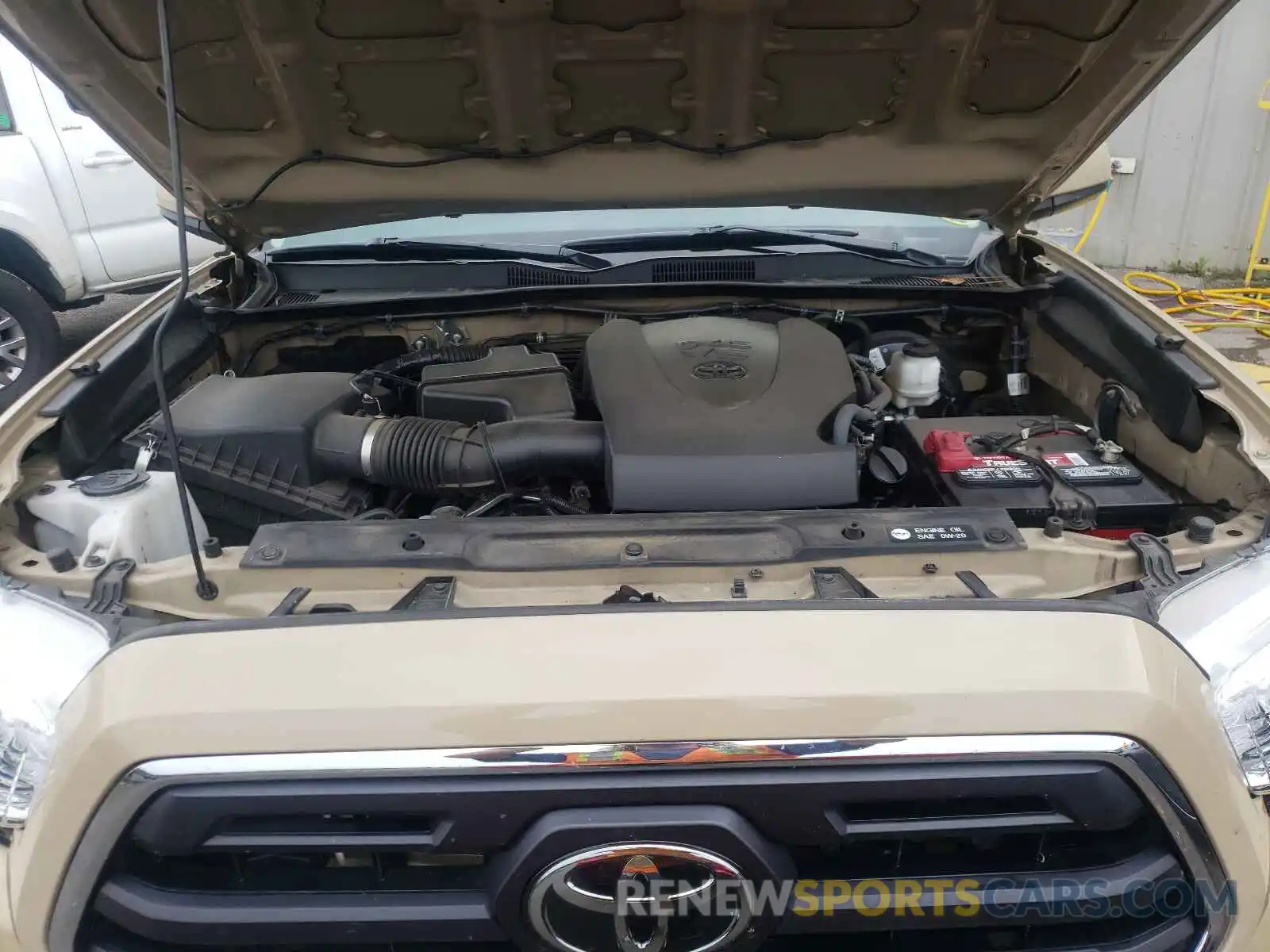 7 Photograph of a damaged car 5TFSZ5AN1KX177012 TOYOTA TACOMA 2019