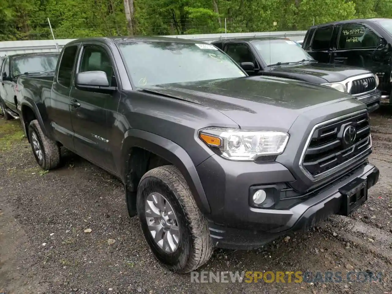 1 Photograph of a damaged car 5TFSZ5AN1KX182839 TOYOTA TACOMA 2019