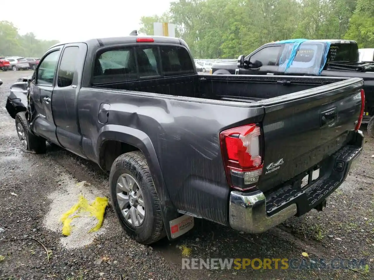 3 Photograph of a damaged car 5TFSZ5AN1KX182839 TOYOTA TACOMA 2019