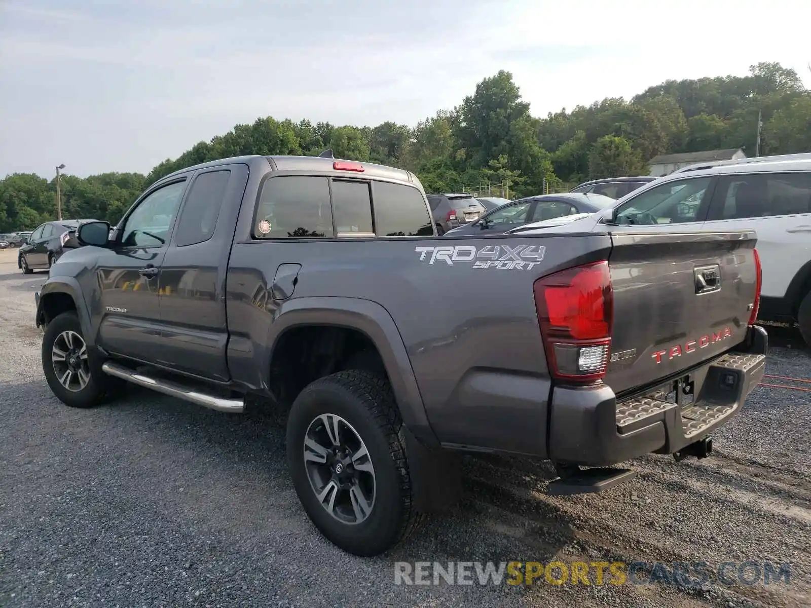 3 Photograph of a damaged car 5TFSZ5AN2KX186589 TOYOTA TACOMA 2019