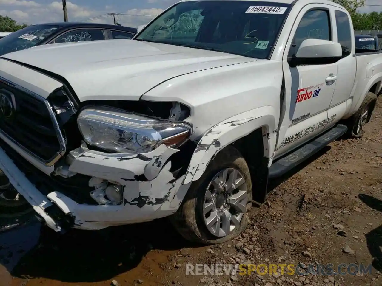 9 Photograph of a damaged car 5TFSZ5AN2KX202709 TOYOTA TACOMA 2019