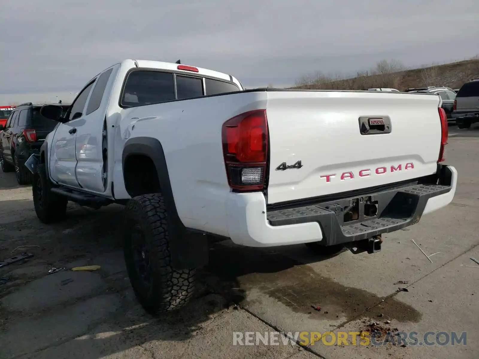 3 Photograph of a damaged car 5TFSZ5AN3KX168778 TOYOTA TACOMA 2019