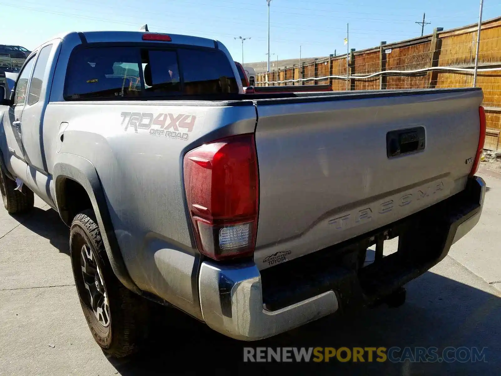 3 Photograph of a damaged car 5TFSZ5AN3KX173219 TOYOTA TACOMA 2019