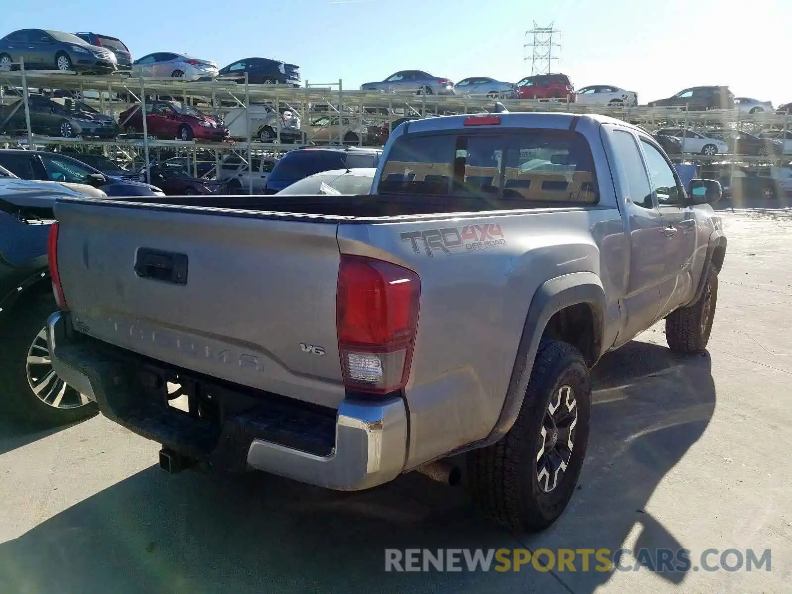 4 Photograph of a damaged car 5TFSZ5AN3KX173219 TOYOTA TACOMA 2019