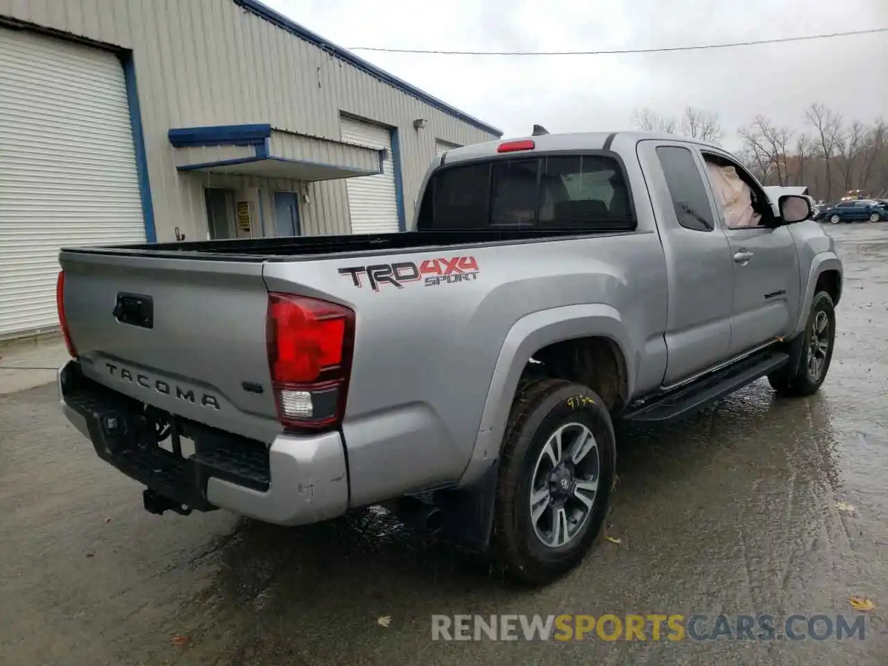 4 Photograph of a damaged car 5TFSZ5AN3KX191767 TOYOTA TACOMA 2019